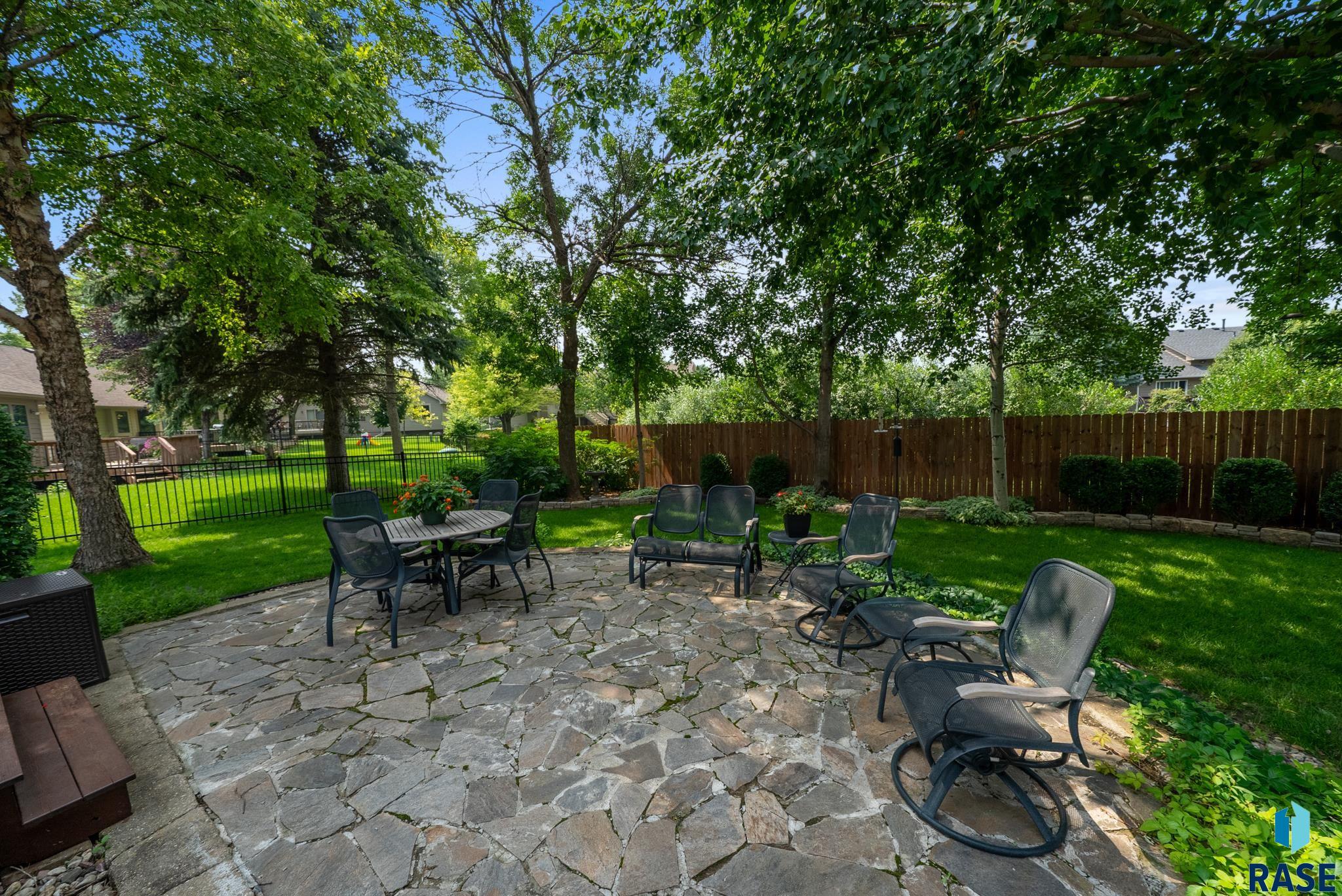property viewer photo 58