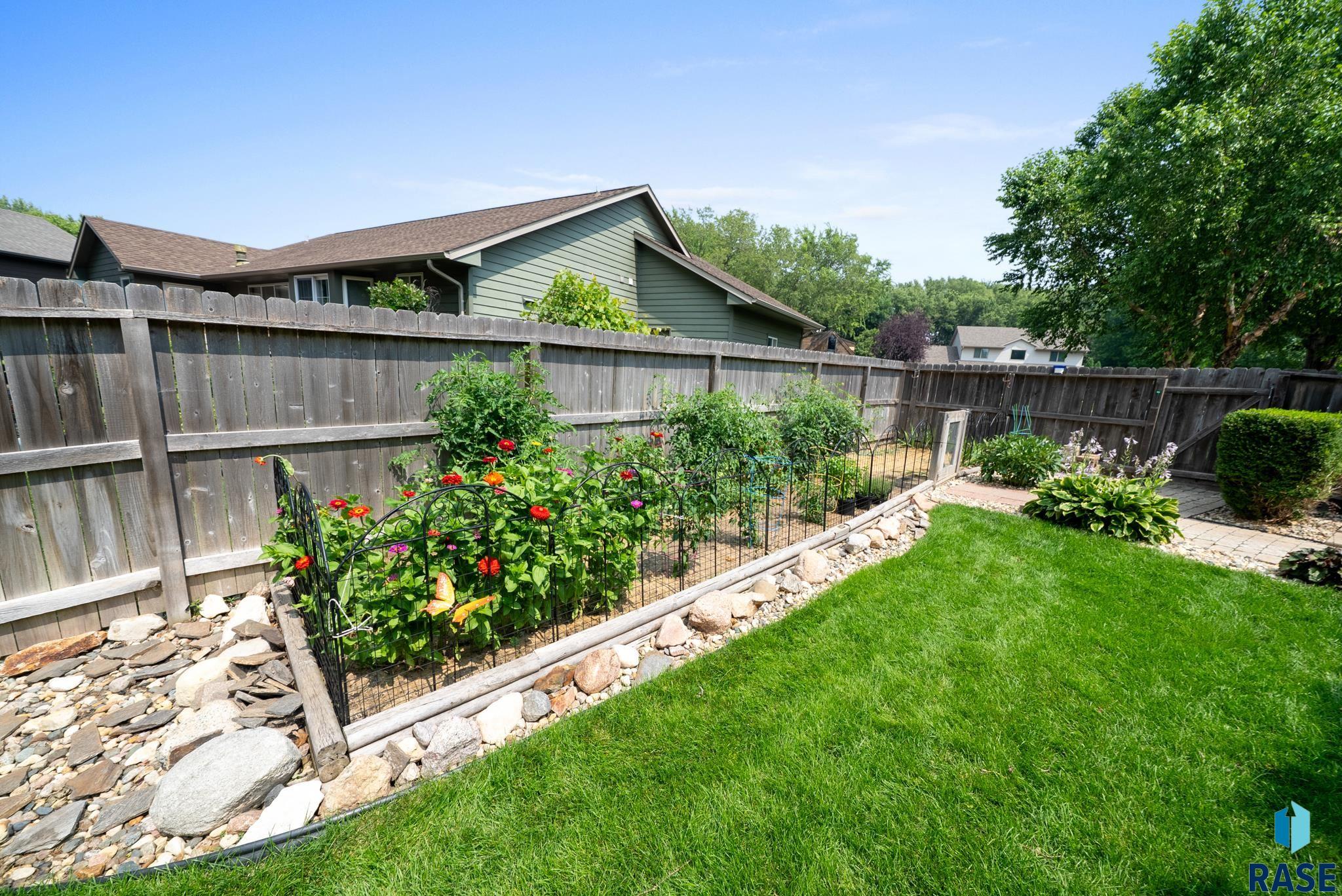 property viewer photo 71