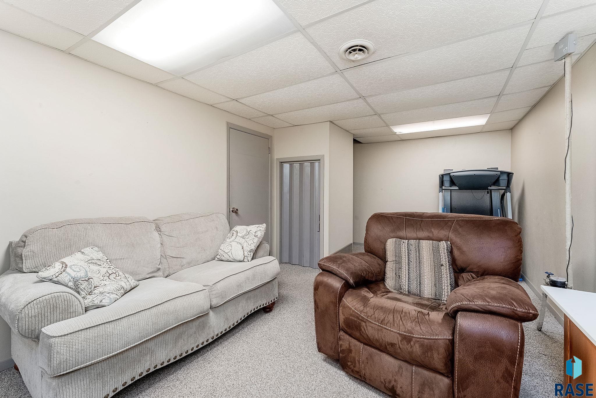 property viewer photo 13
