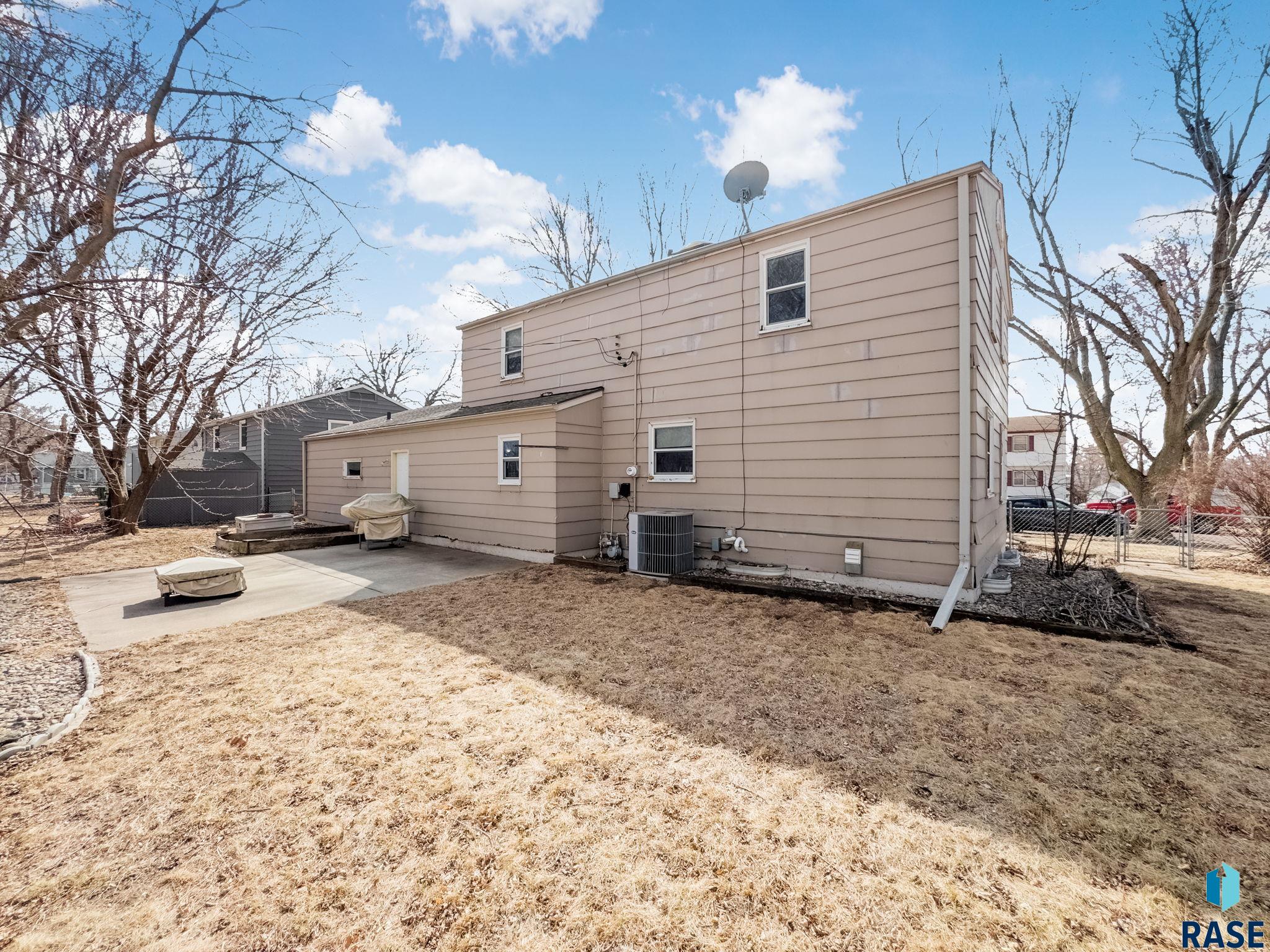 property viewer photo 15