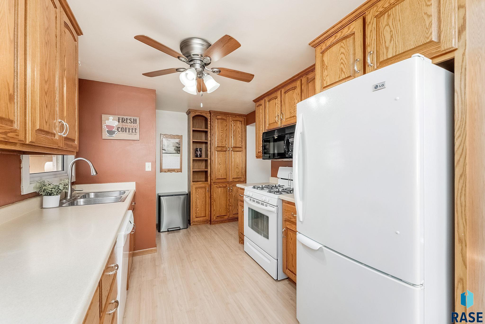 property viewer photo 5
