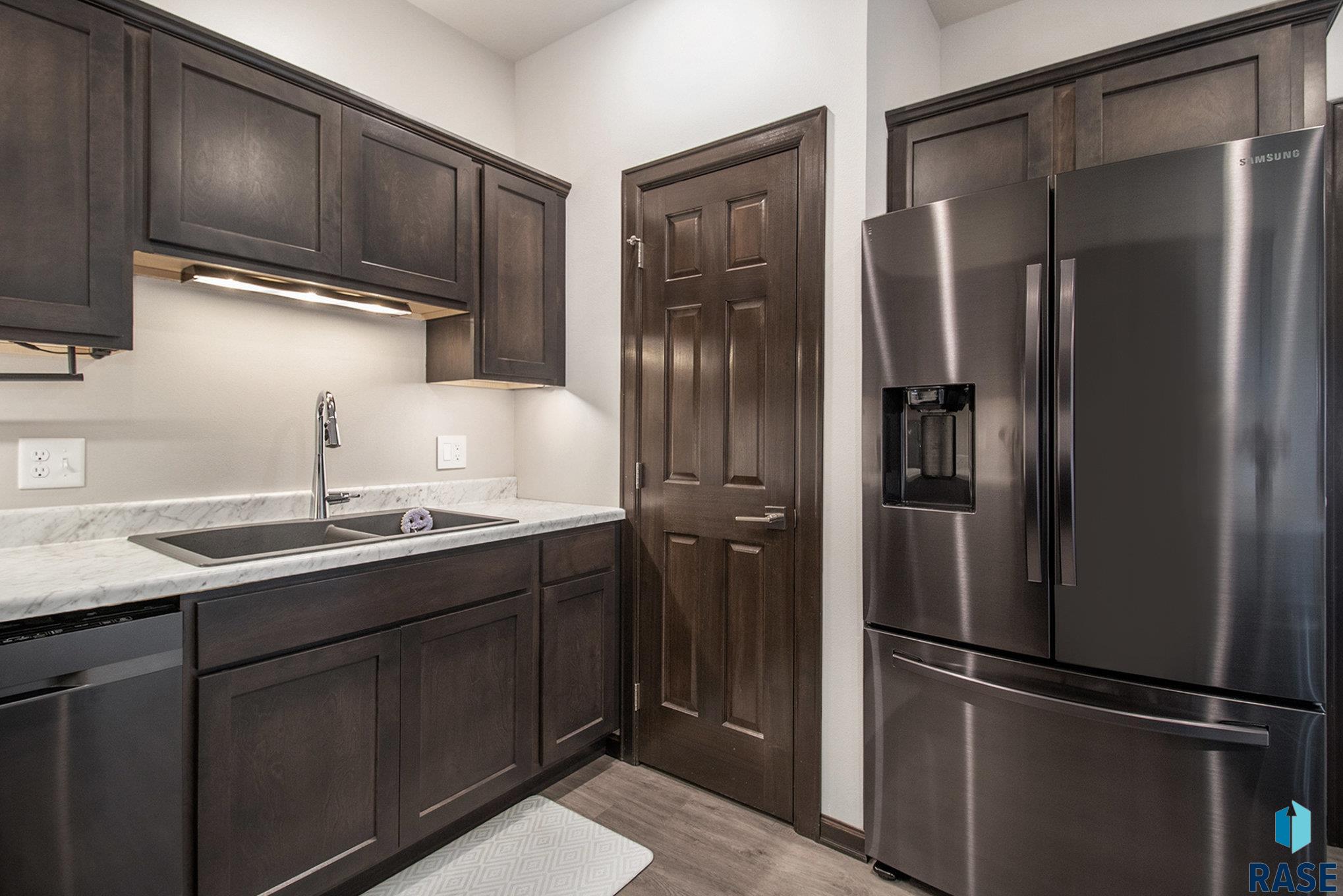 property viewer photo 11