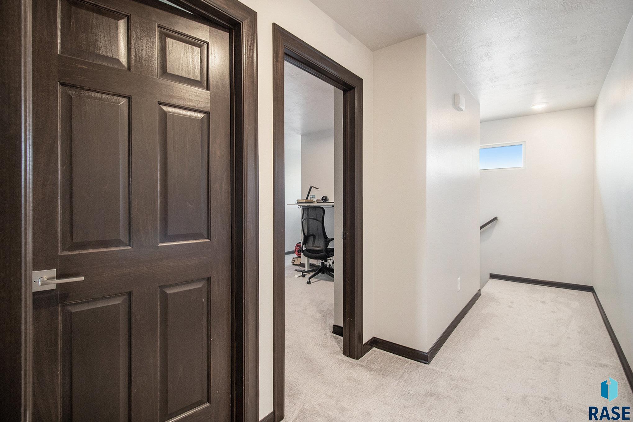 property viewer photo 19
