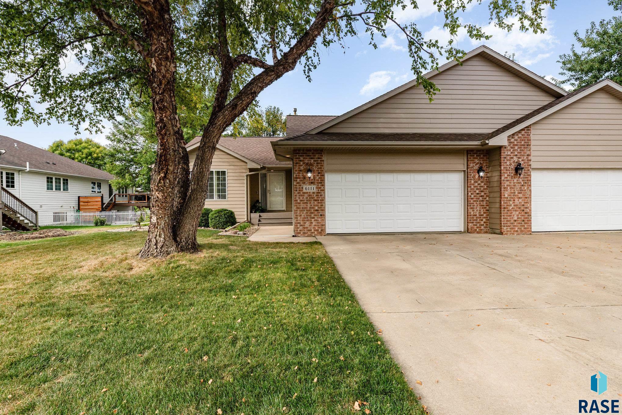 property viewer photo 1