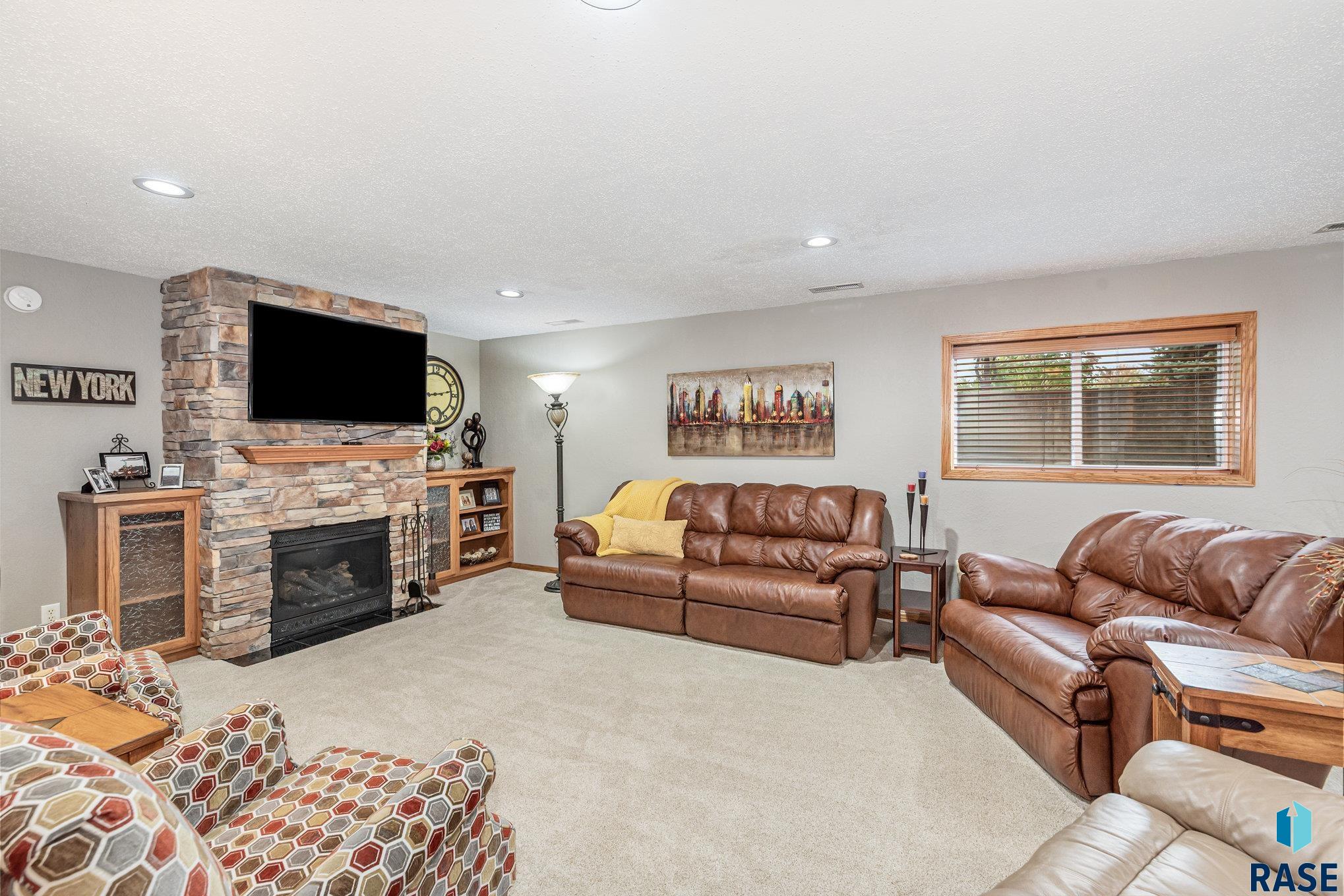property viewer photo 21