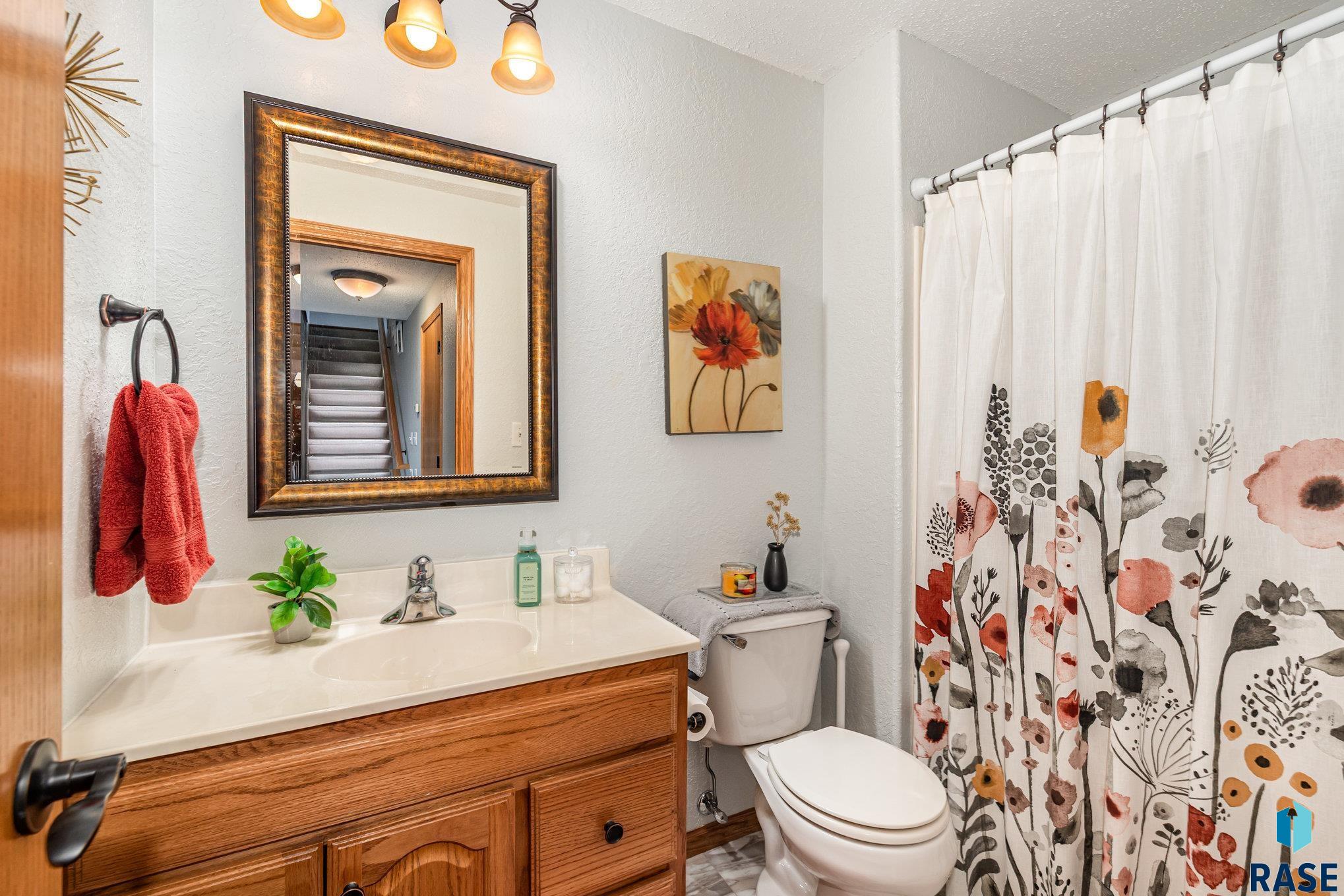 property viewer photo 25