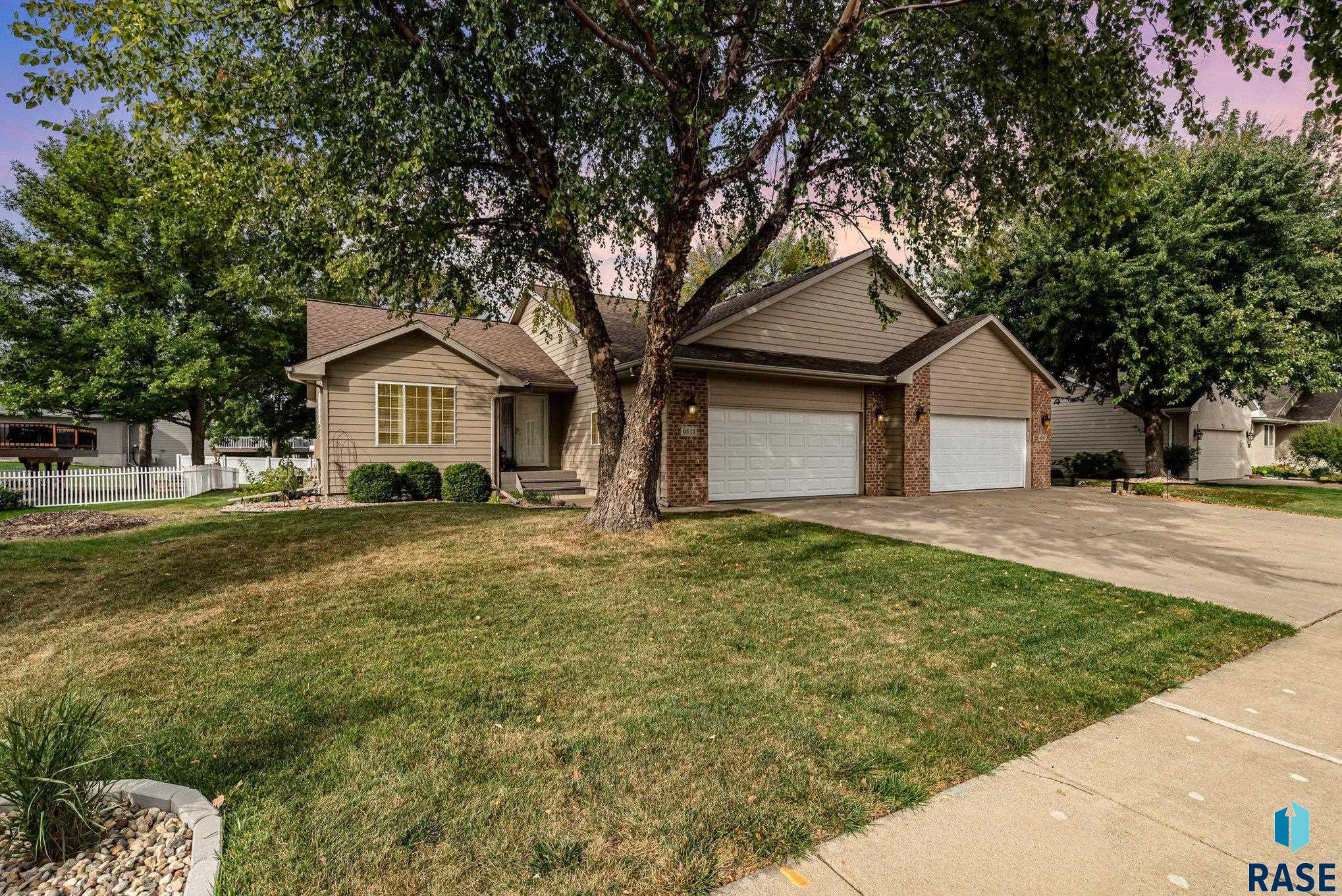property viewer photo 27
