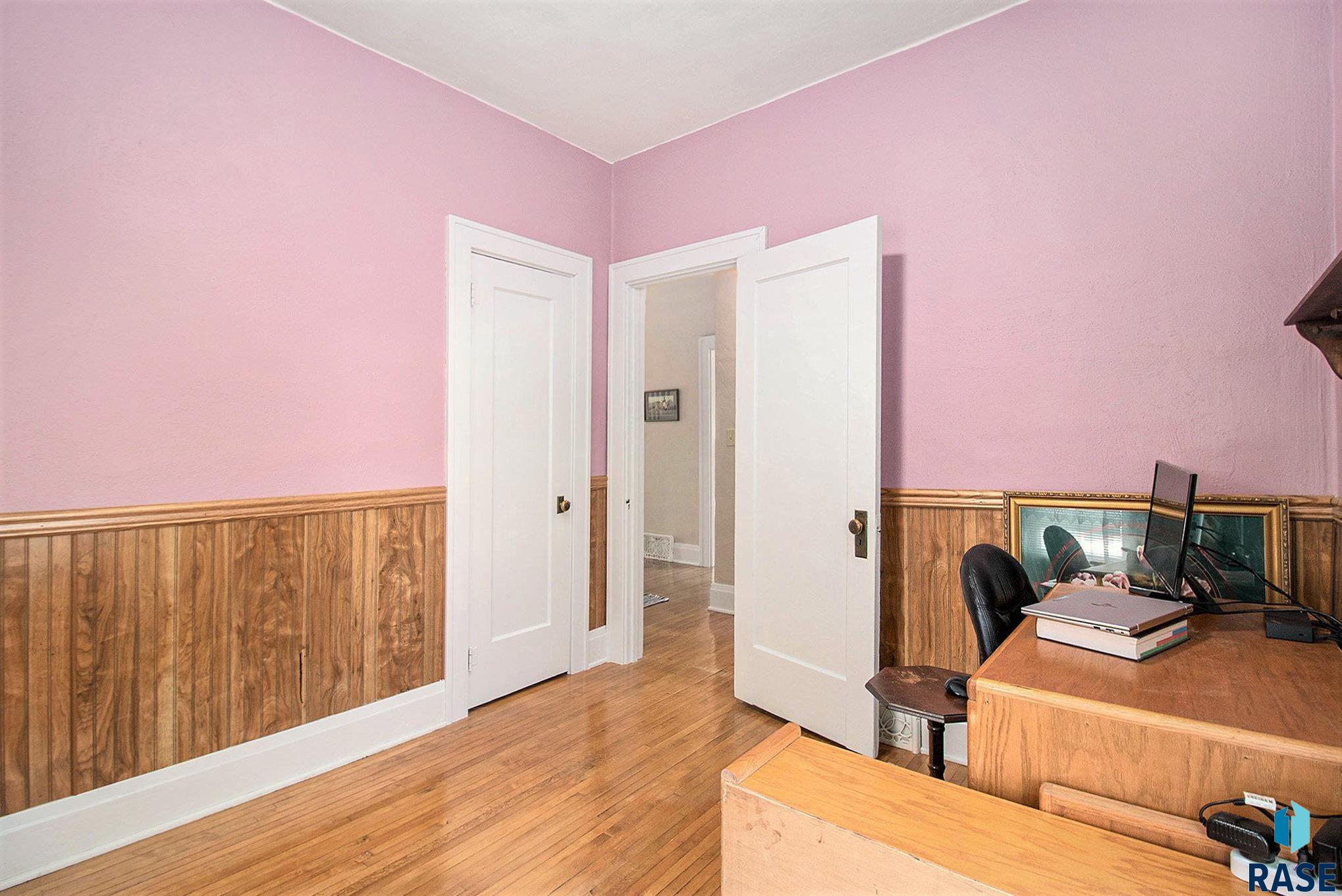 property viewer photo 11