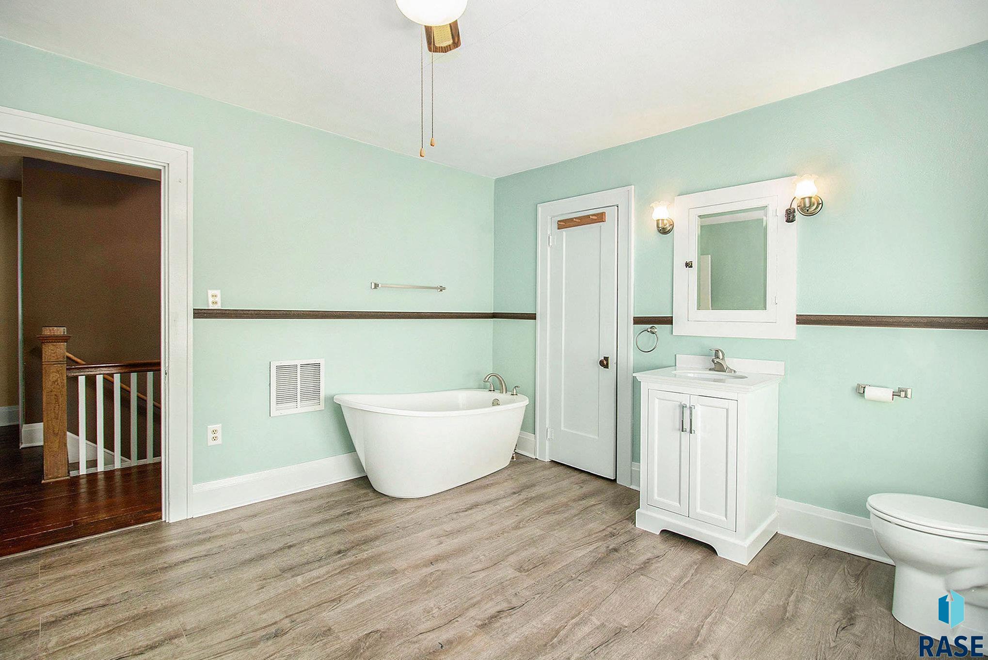 property viewer photo 17