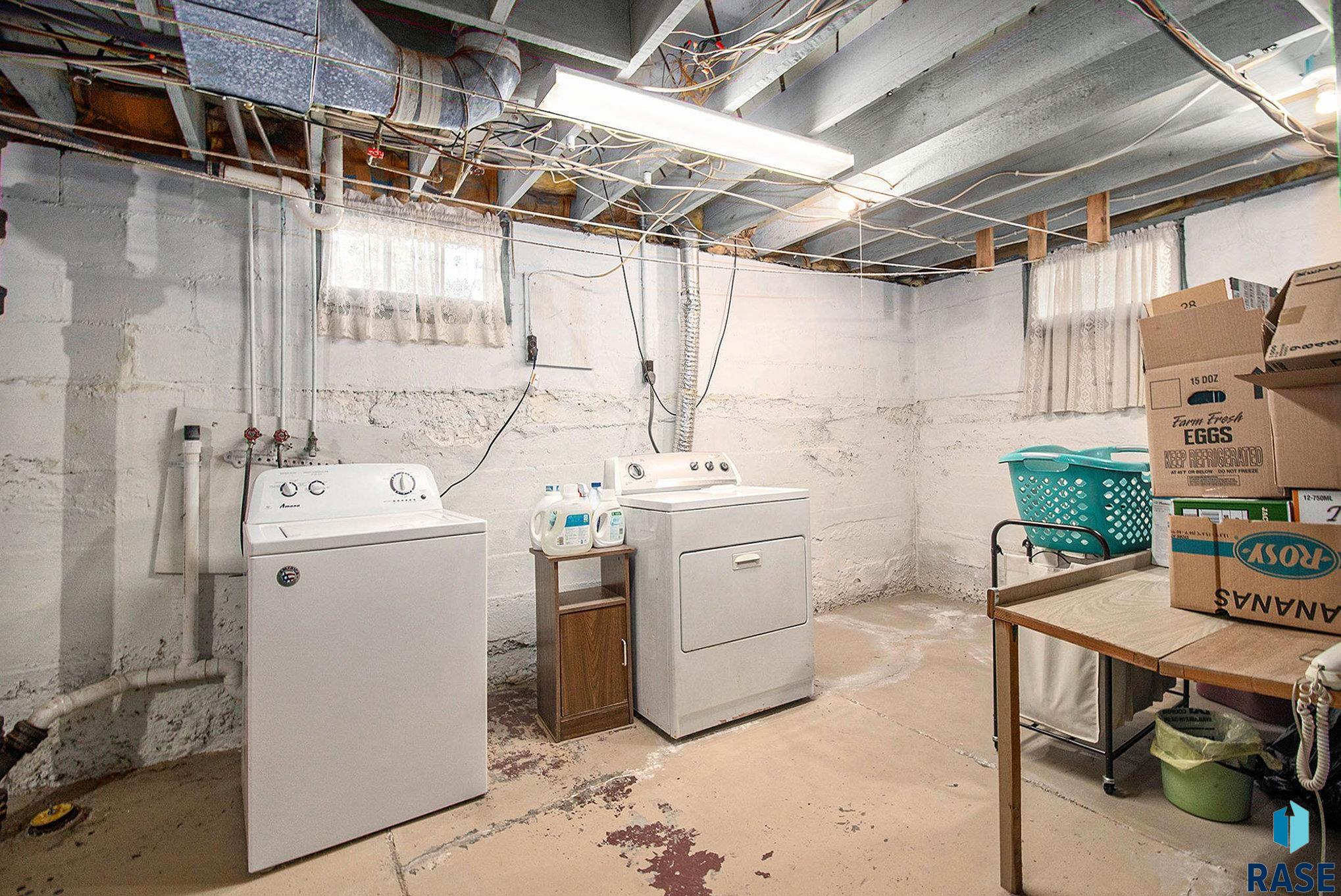 property viewer photo 25