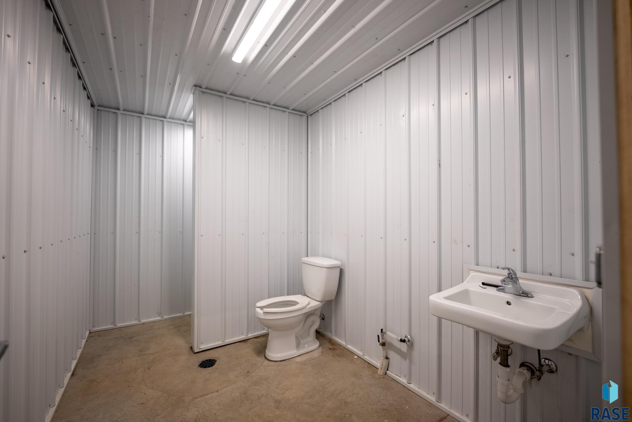 property viewer photo 6