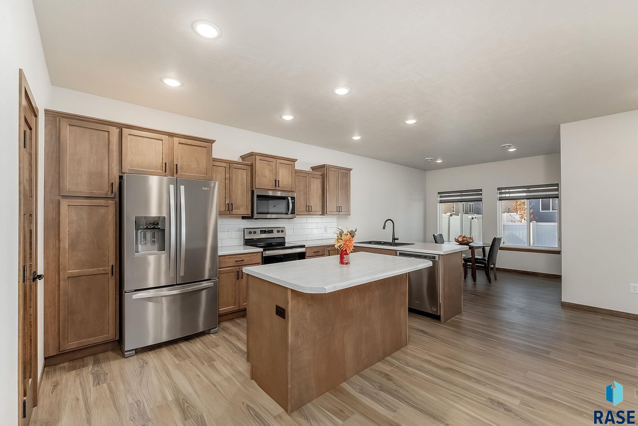 property viewer photo 1