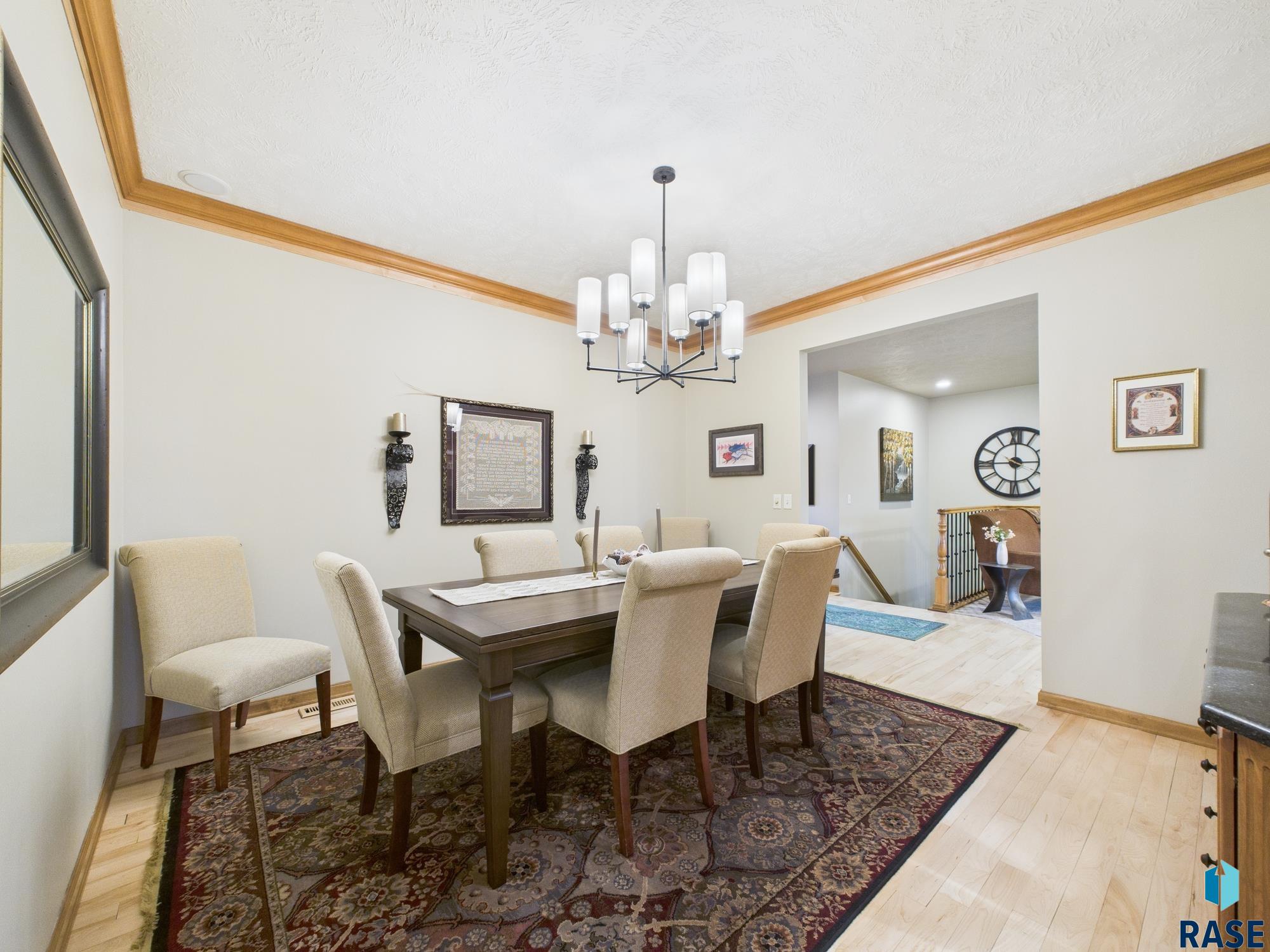 property viewer photo 10