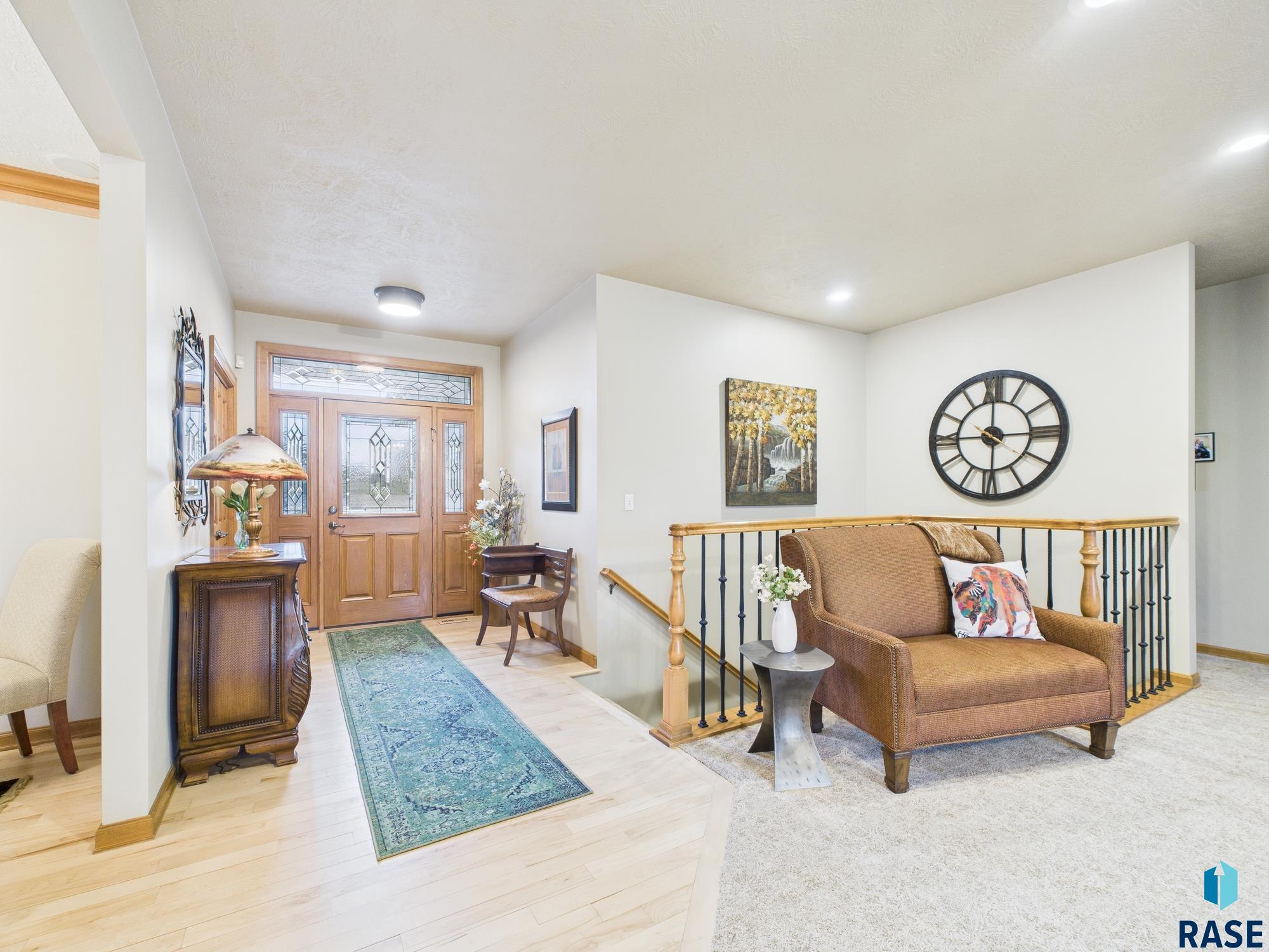 property viewer photo 3