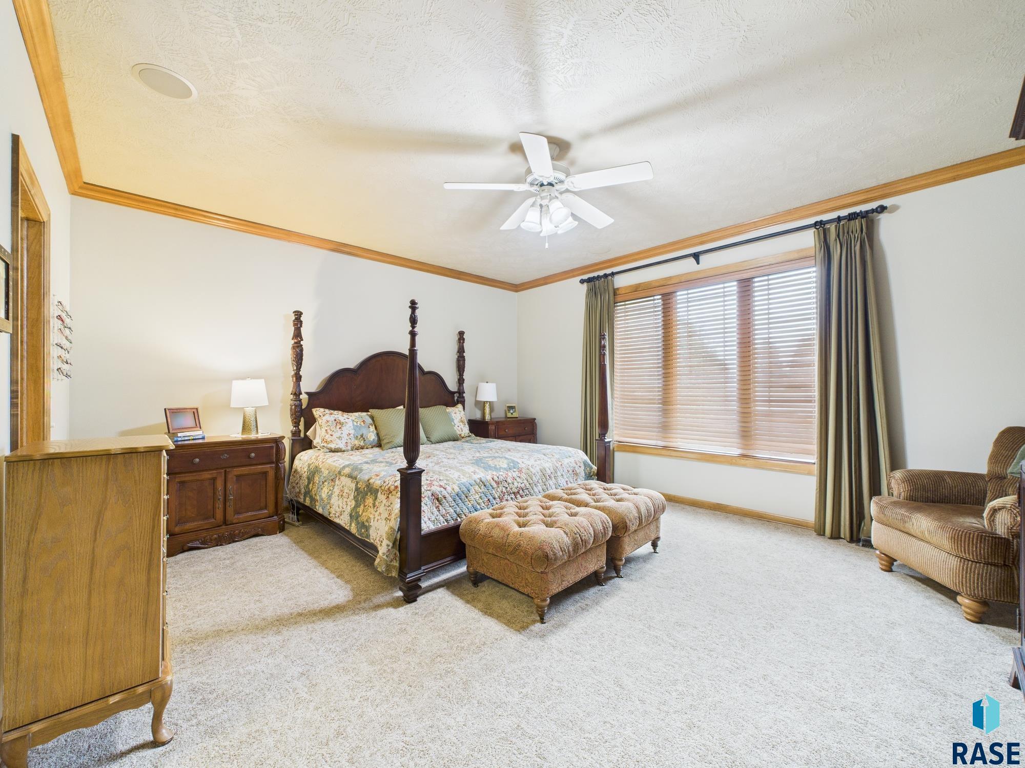 property viewer photo 31