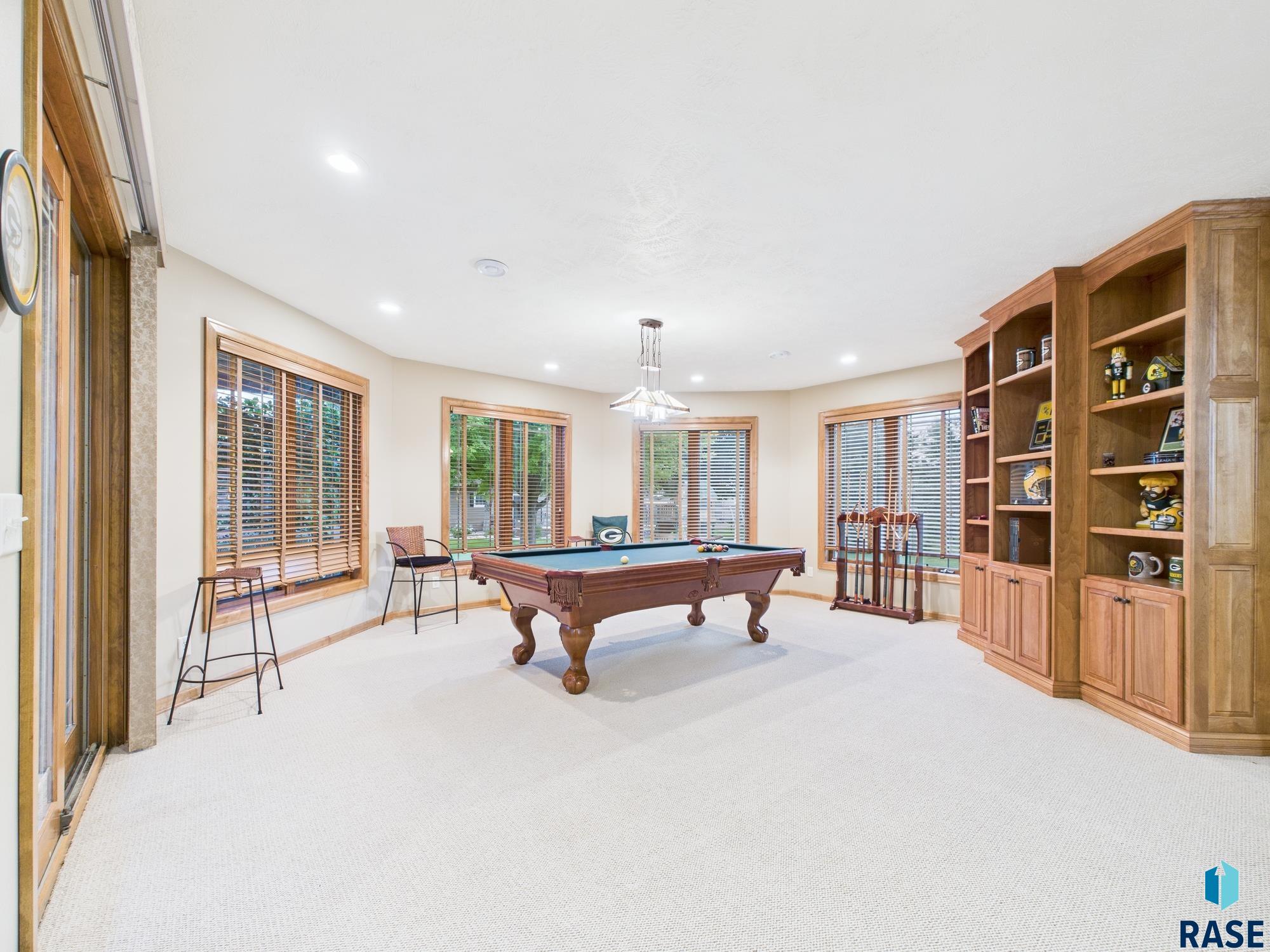 property viewer photo 46
