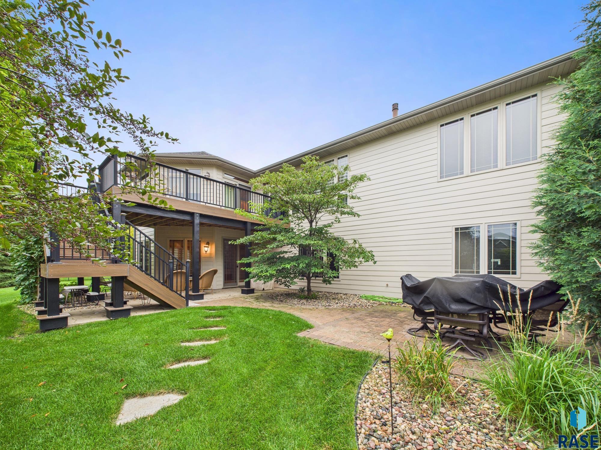 property viewer photo 57