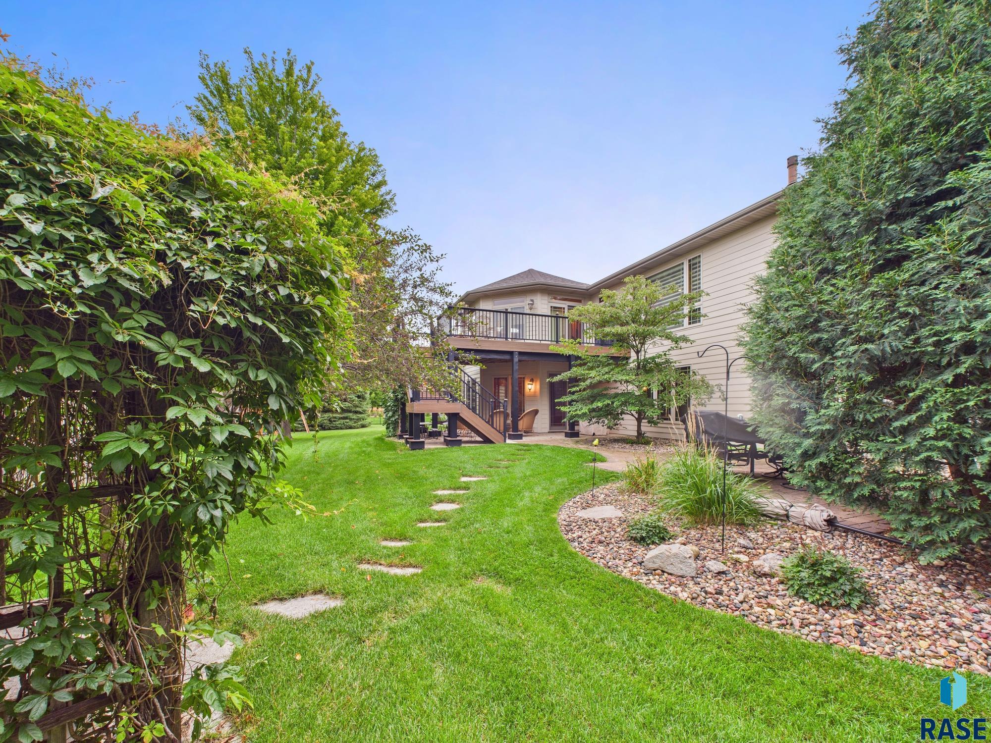 property viewer photo 58