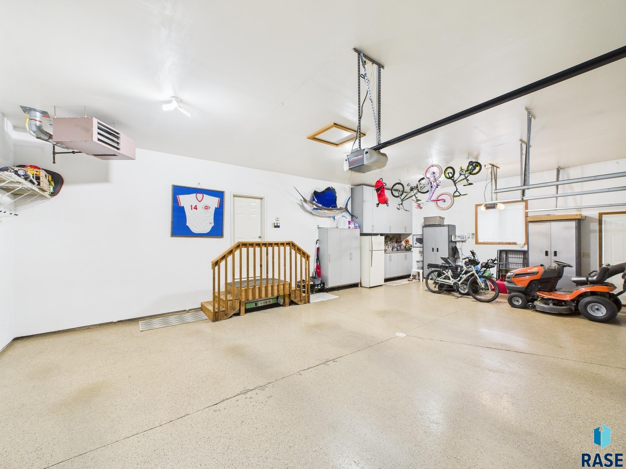 property viewer photo 68