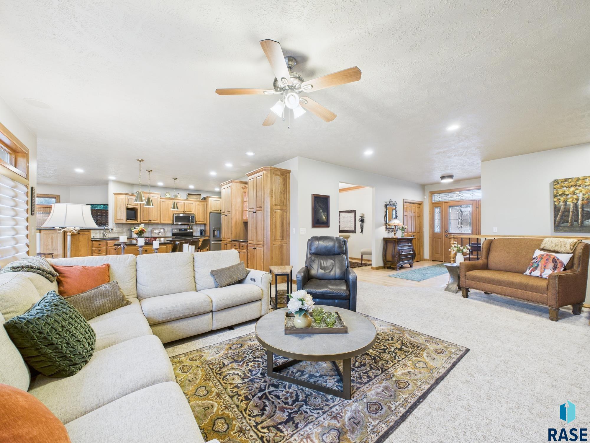 property viewer photo 8