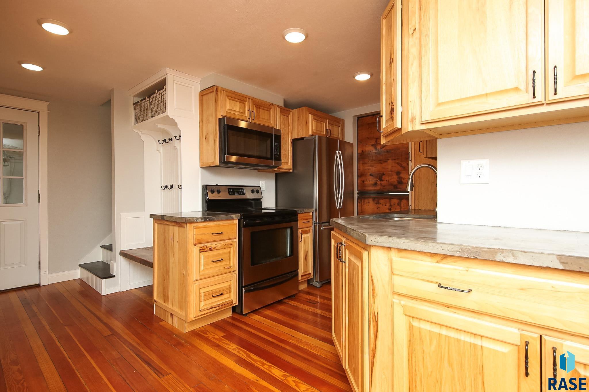 property viewer photo 10