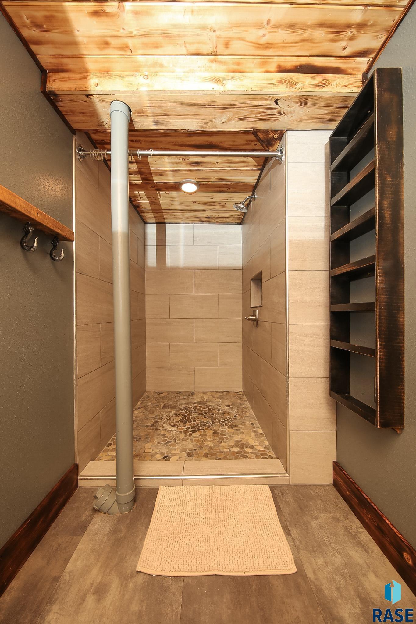 property viewer photo 24