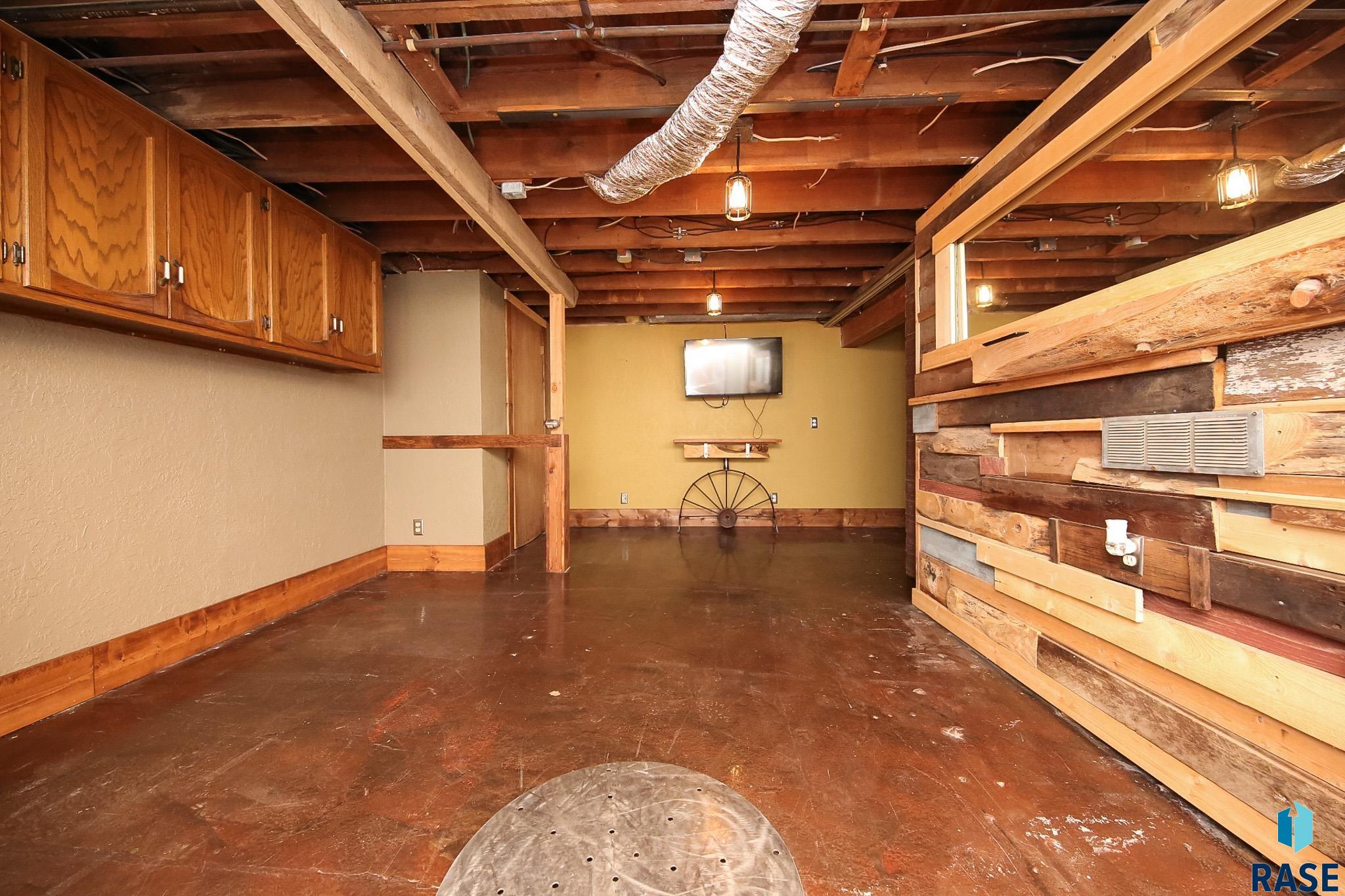 property viewer photo 25