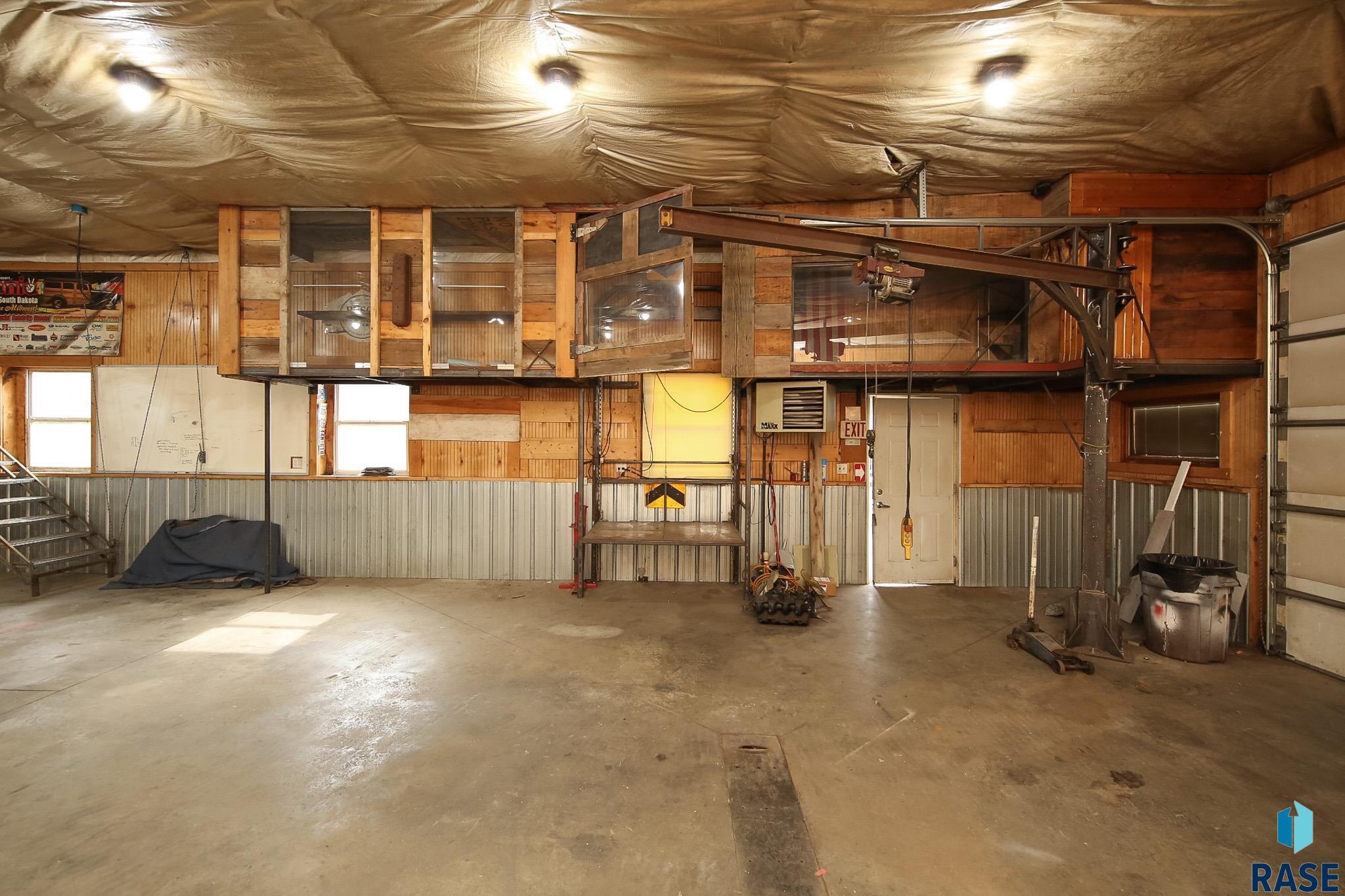 property viewer photo 30