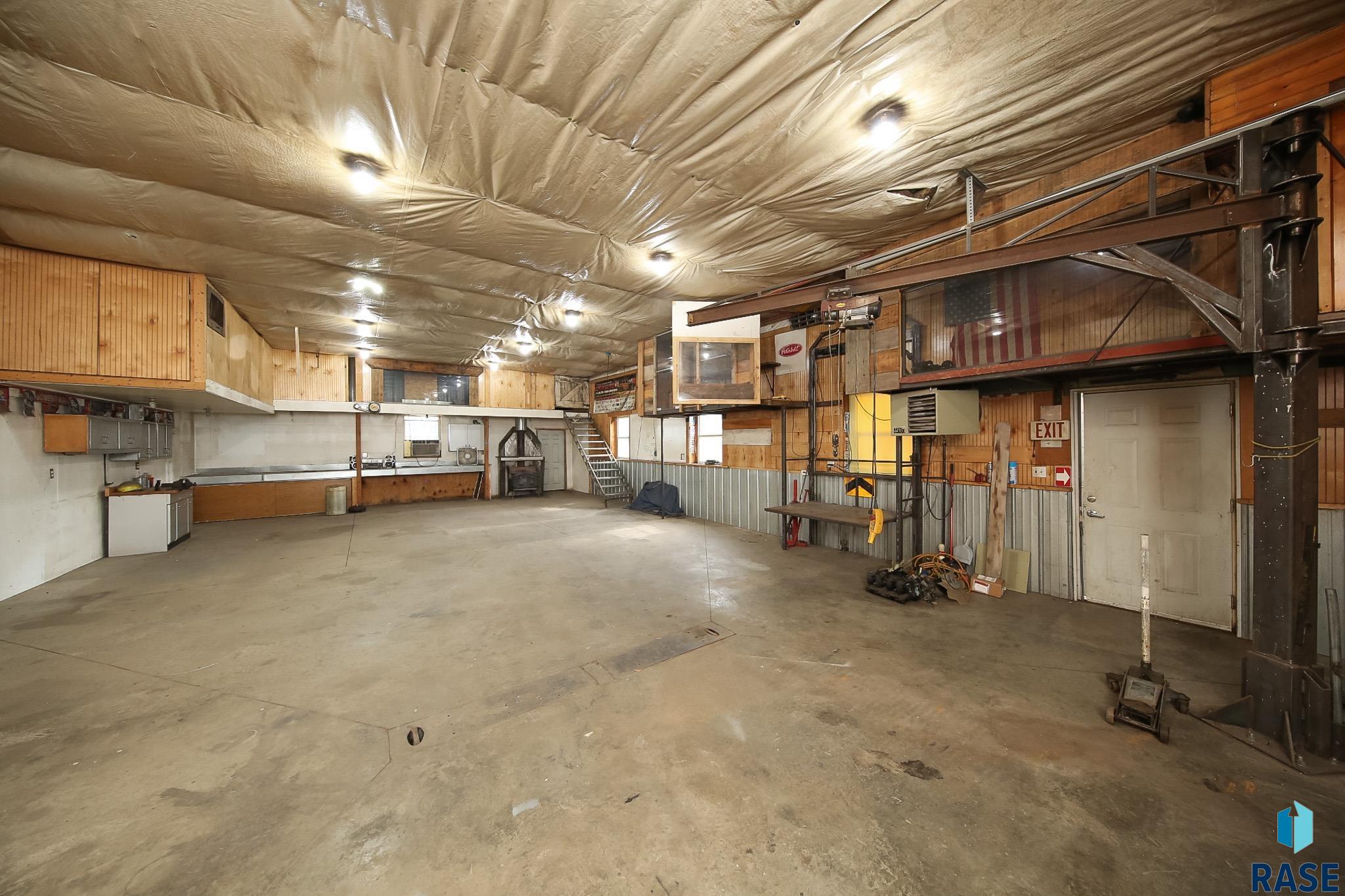 property viewer photo 31
