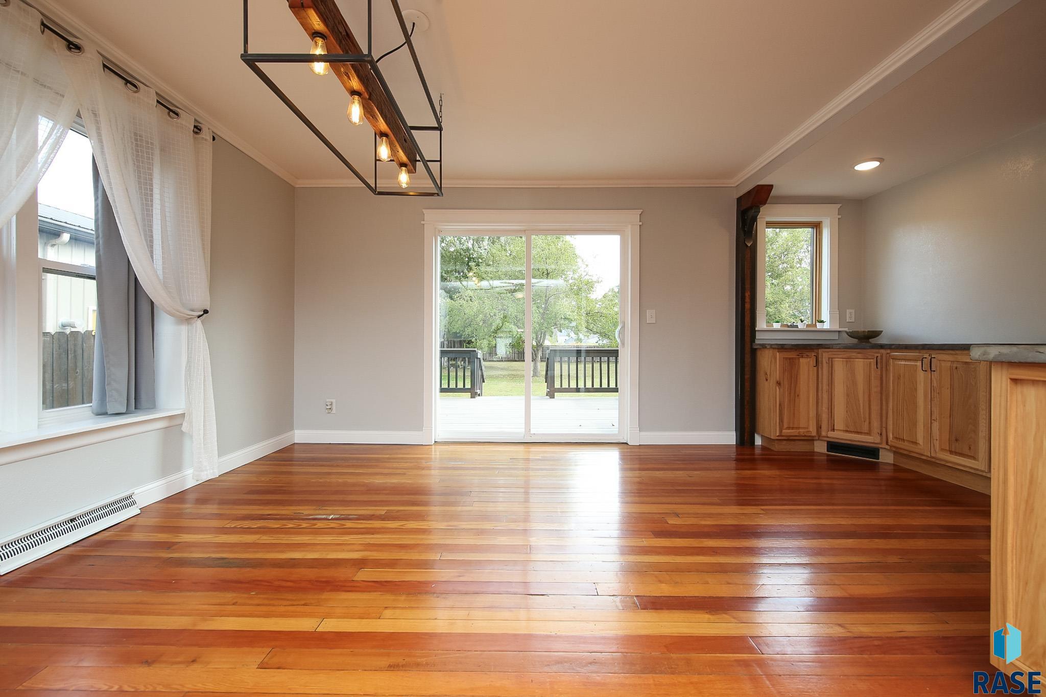 property viewer photo 6