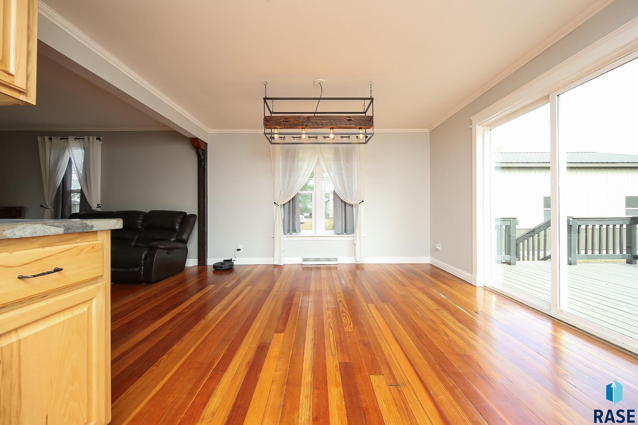 property viewer photo 8