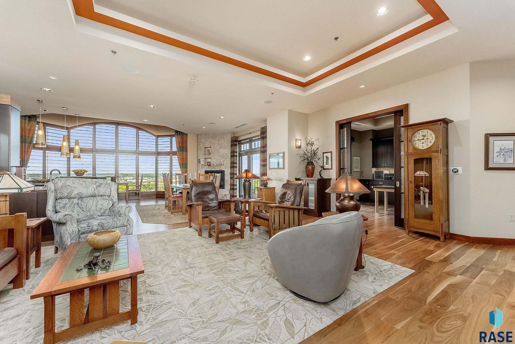 property viewer photo 14