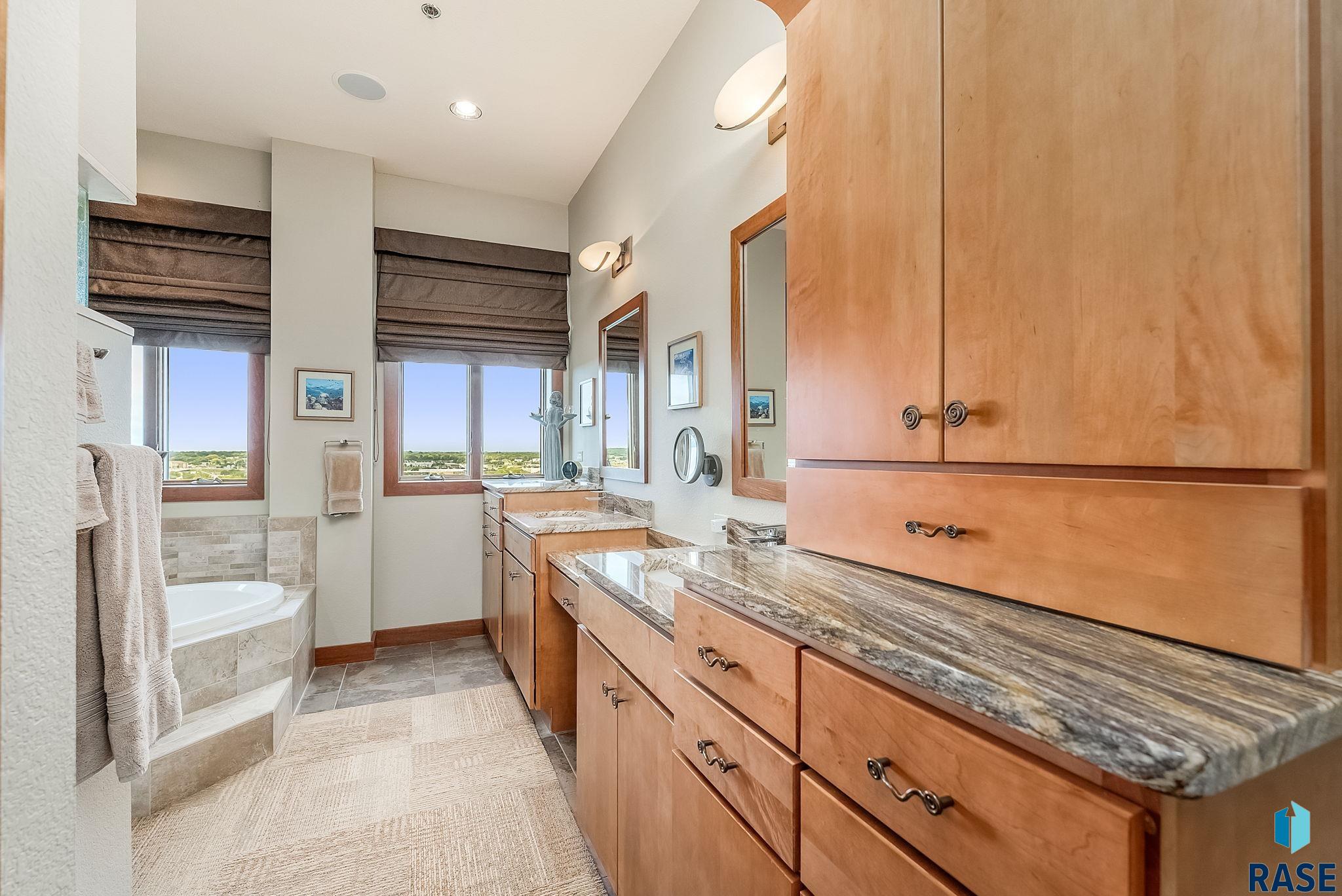 property viewer photo 19