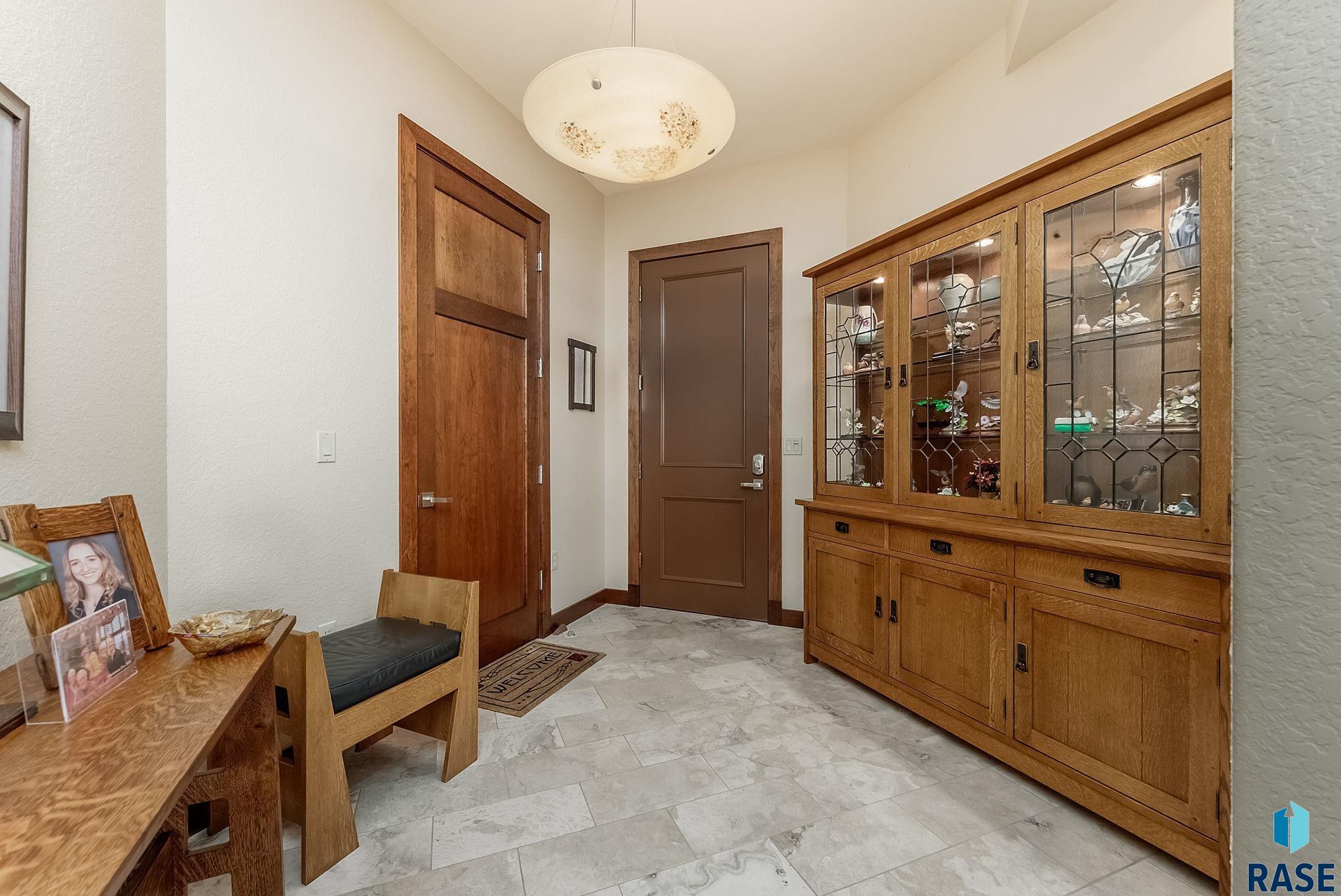 property viewer photo 23