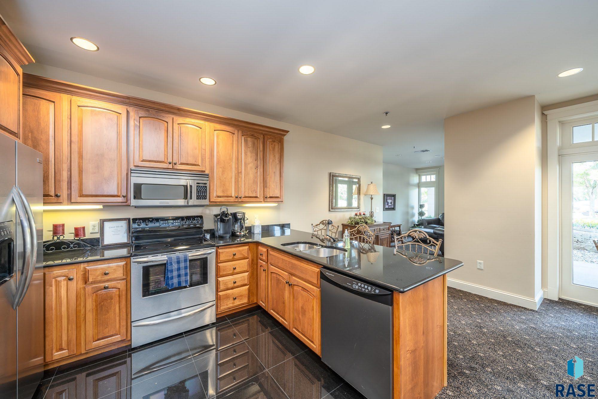 property viewer photo 31