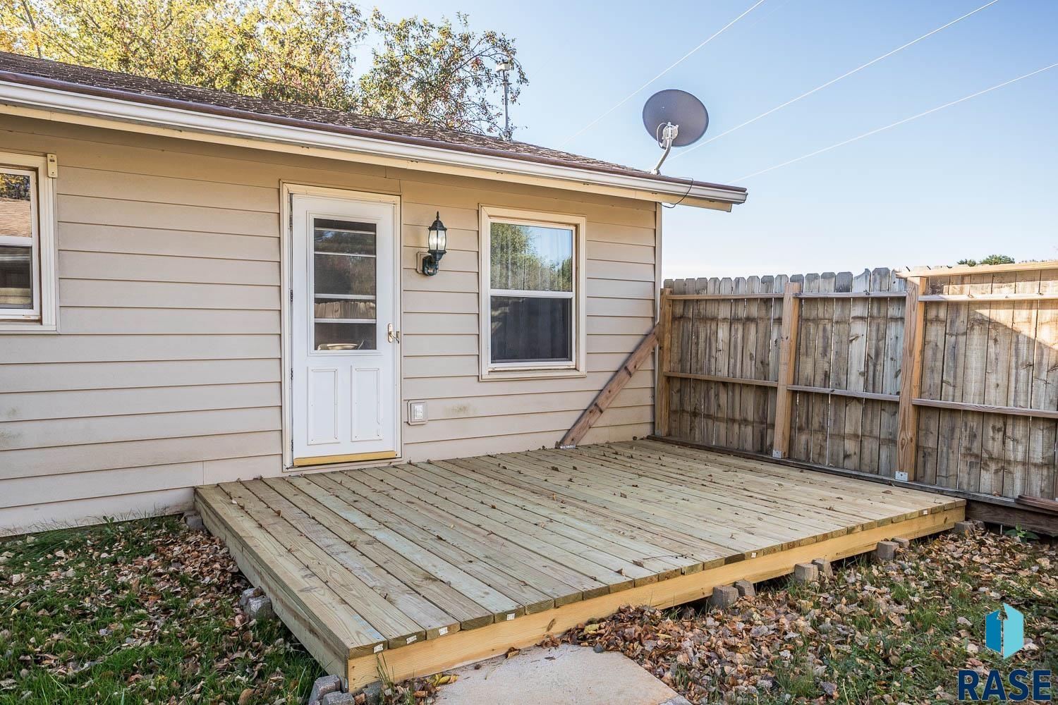 property viewer photo 11