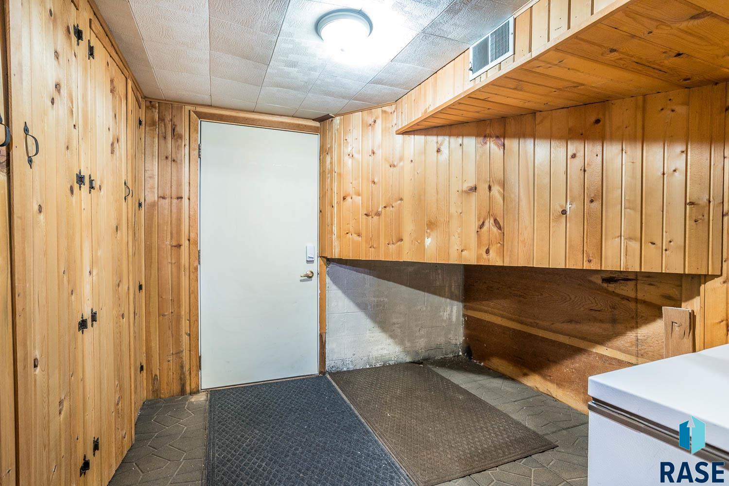 property viewer photo 24