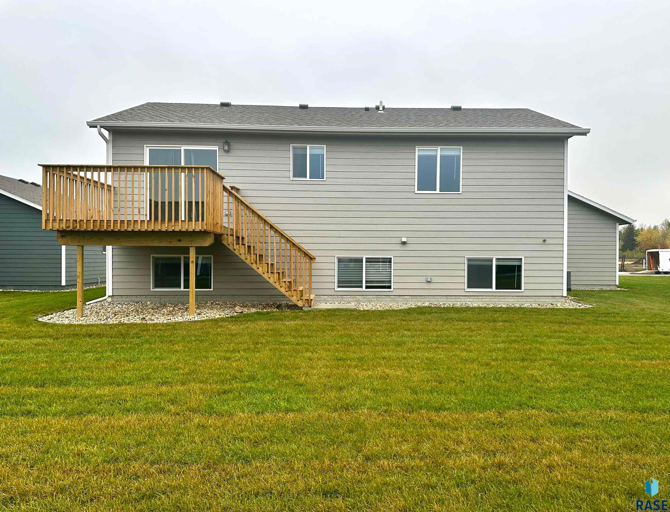 property viewer photo 23