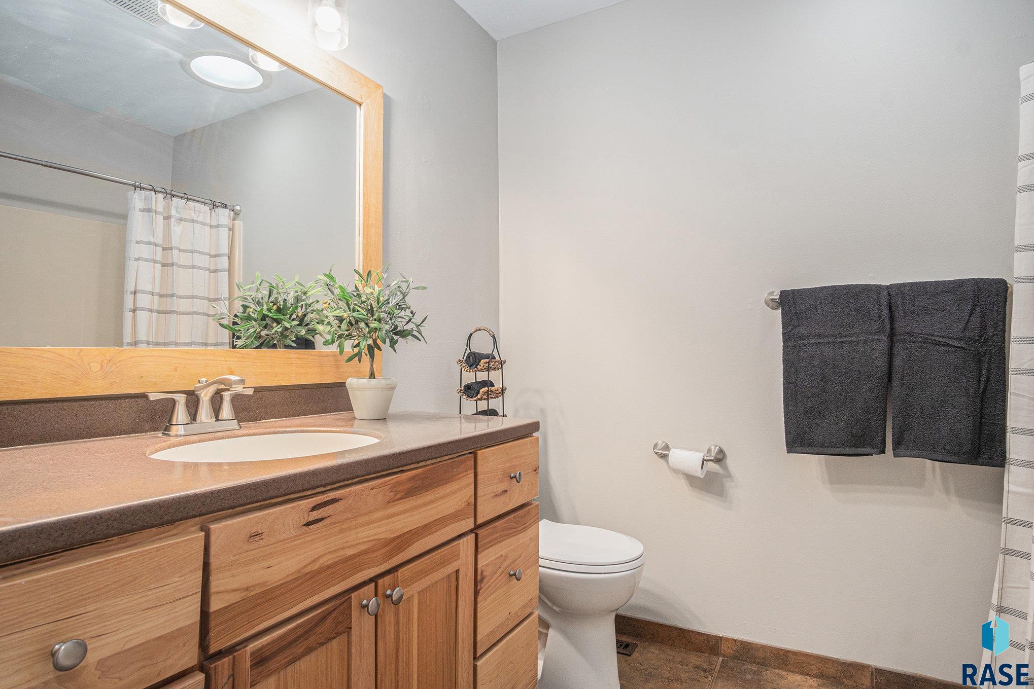 property viewer photo 12