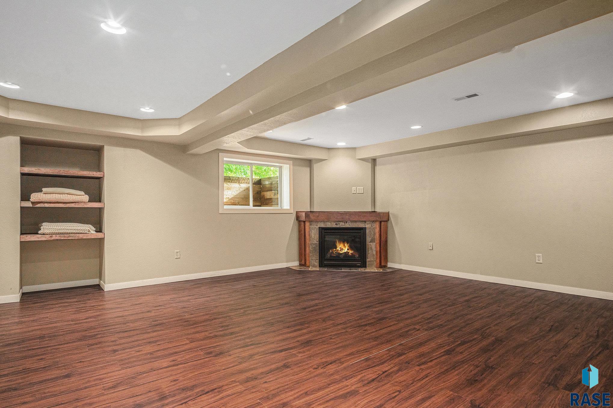 property viewer photo 23