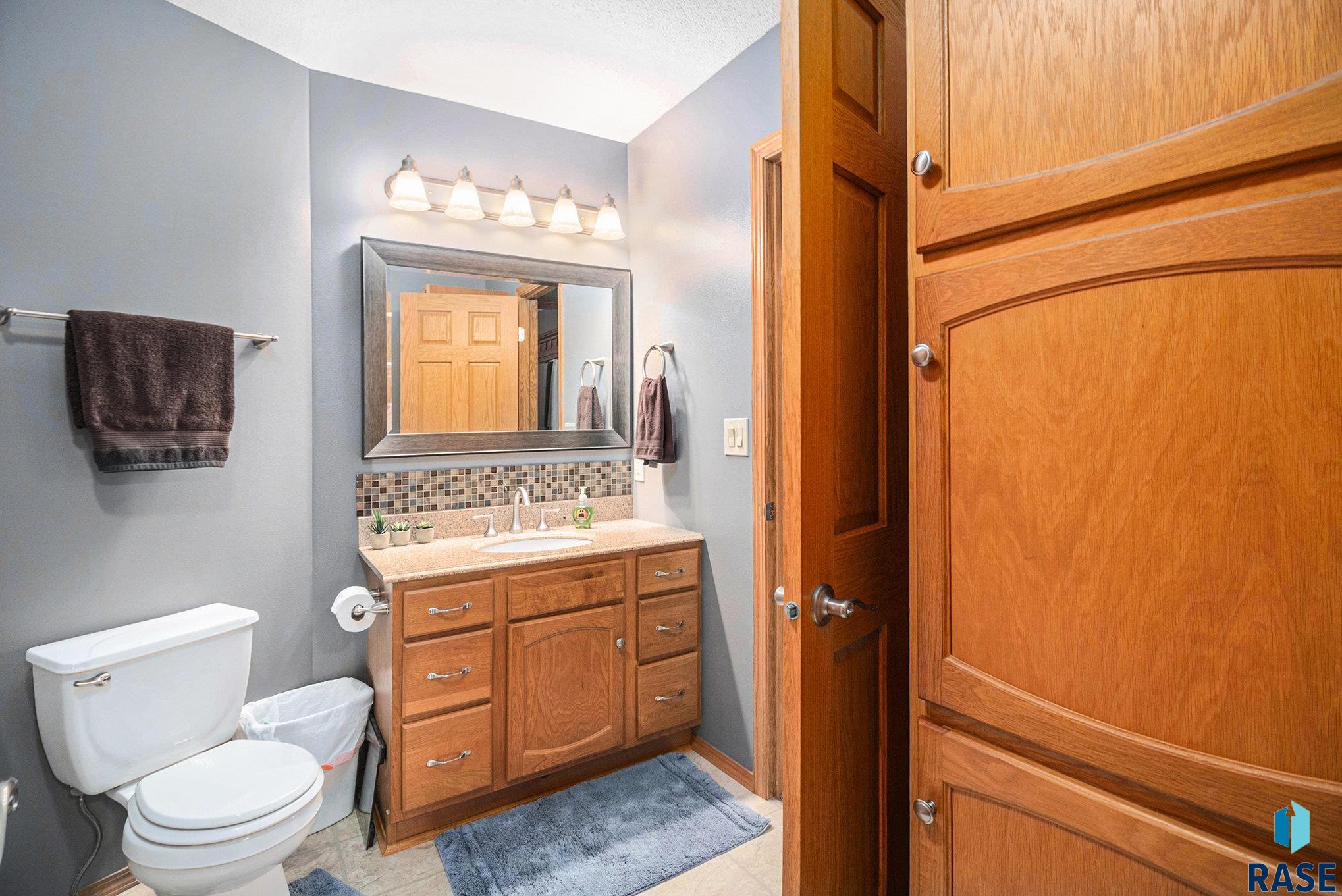 property viewer photo 13