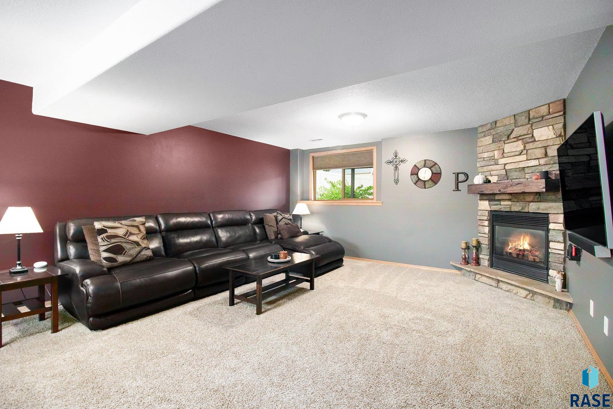 property viewer photo 19
