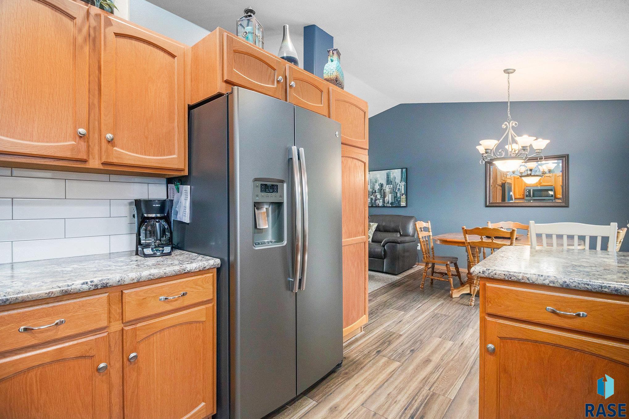 property viewer photo 3