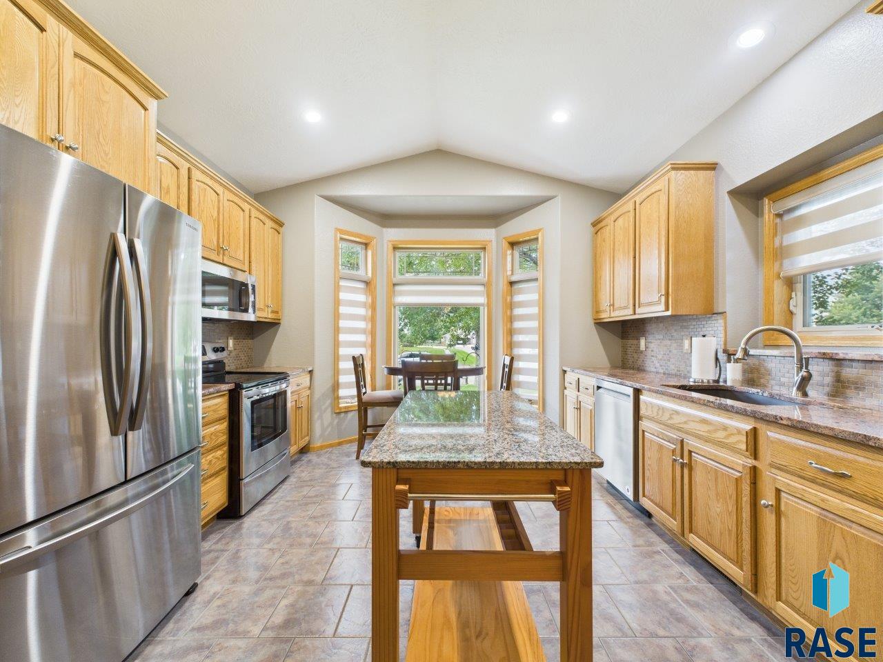 property viewer photo 12