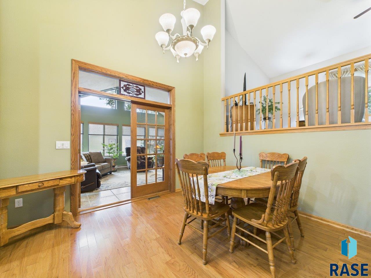 property viewer photo 17
