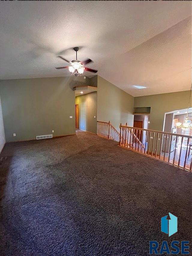 property viewer photo 24