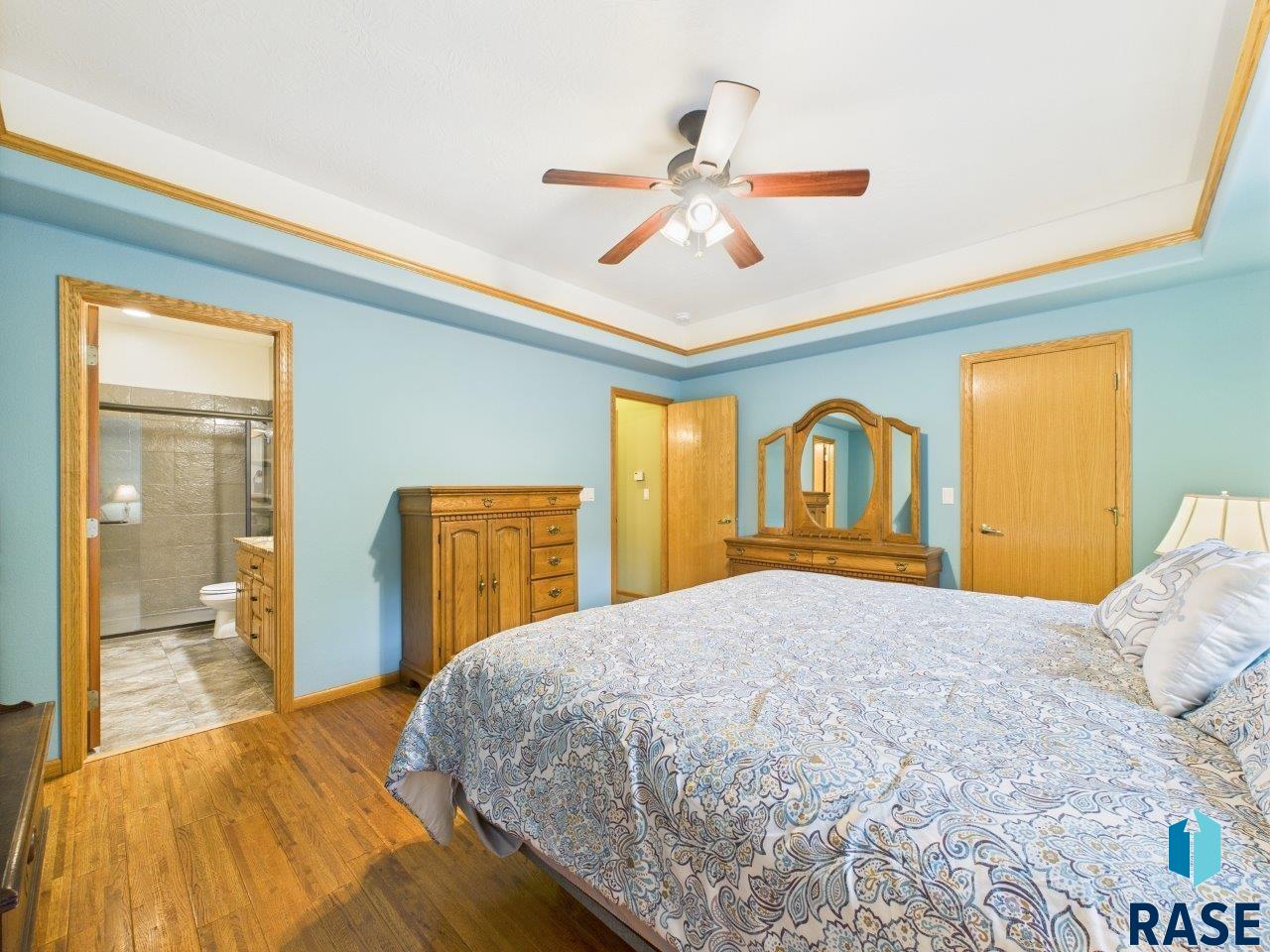 property viewer photo 27