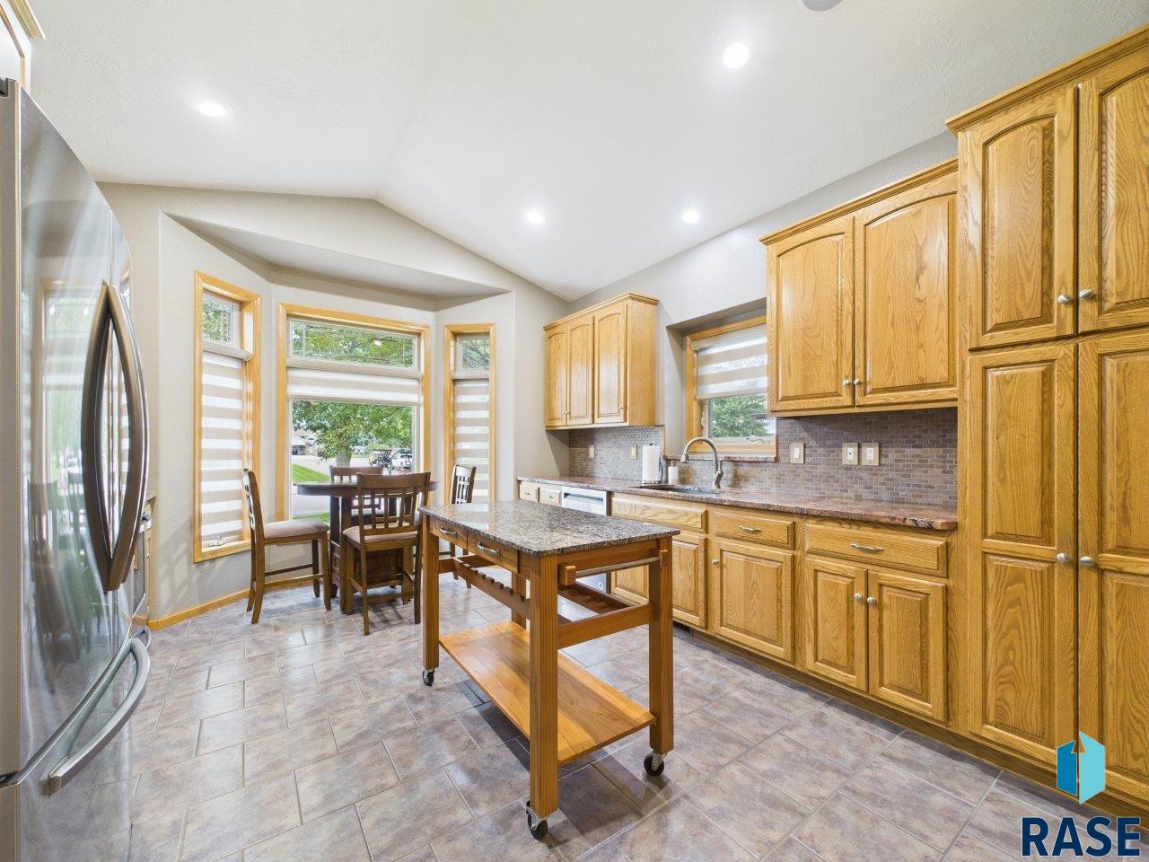 property viewer photo 4