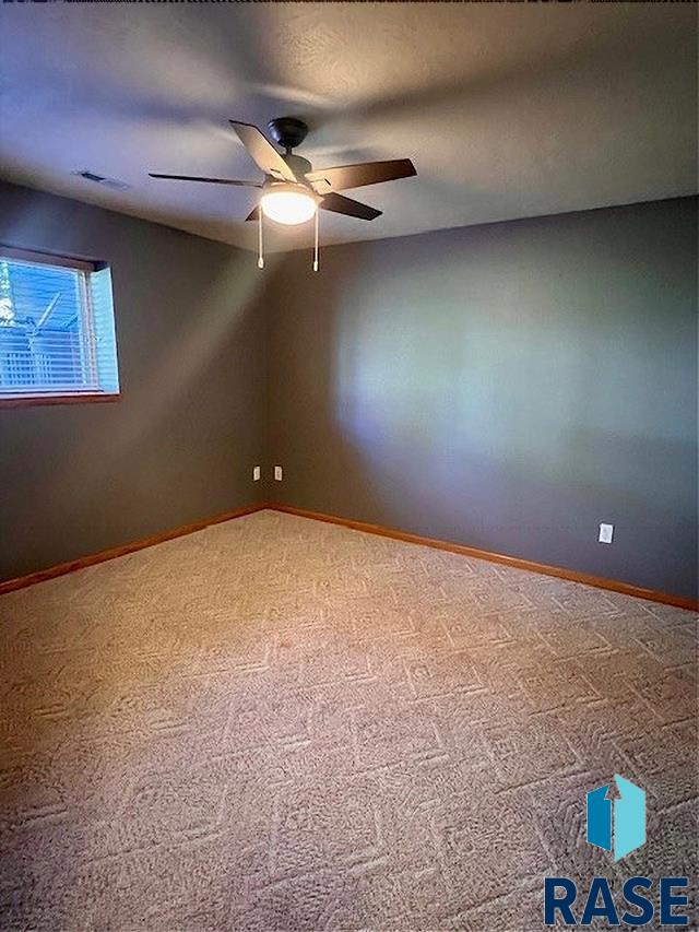 property viewer photo 44