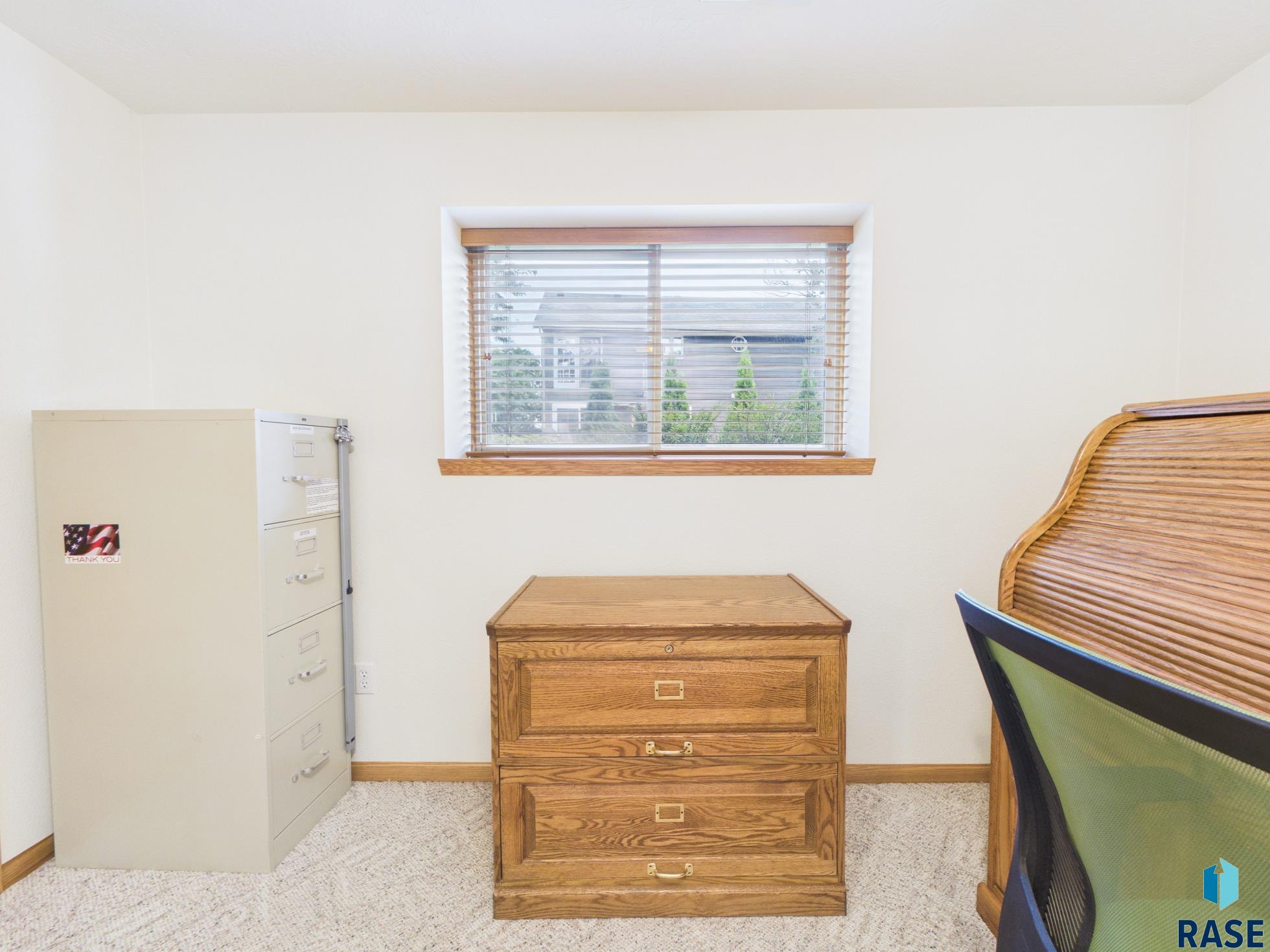 property viewer photo 45